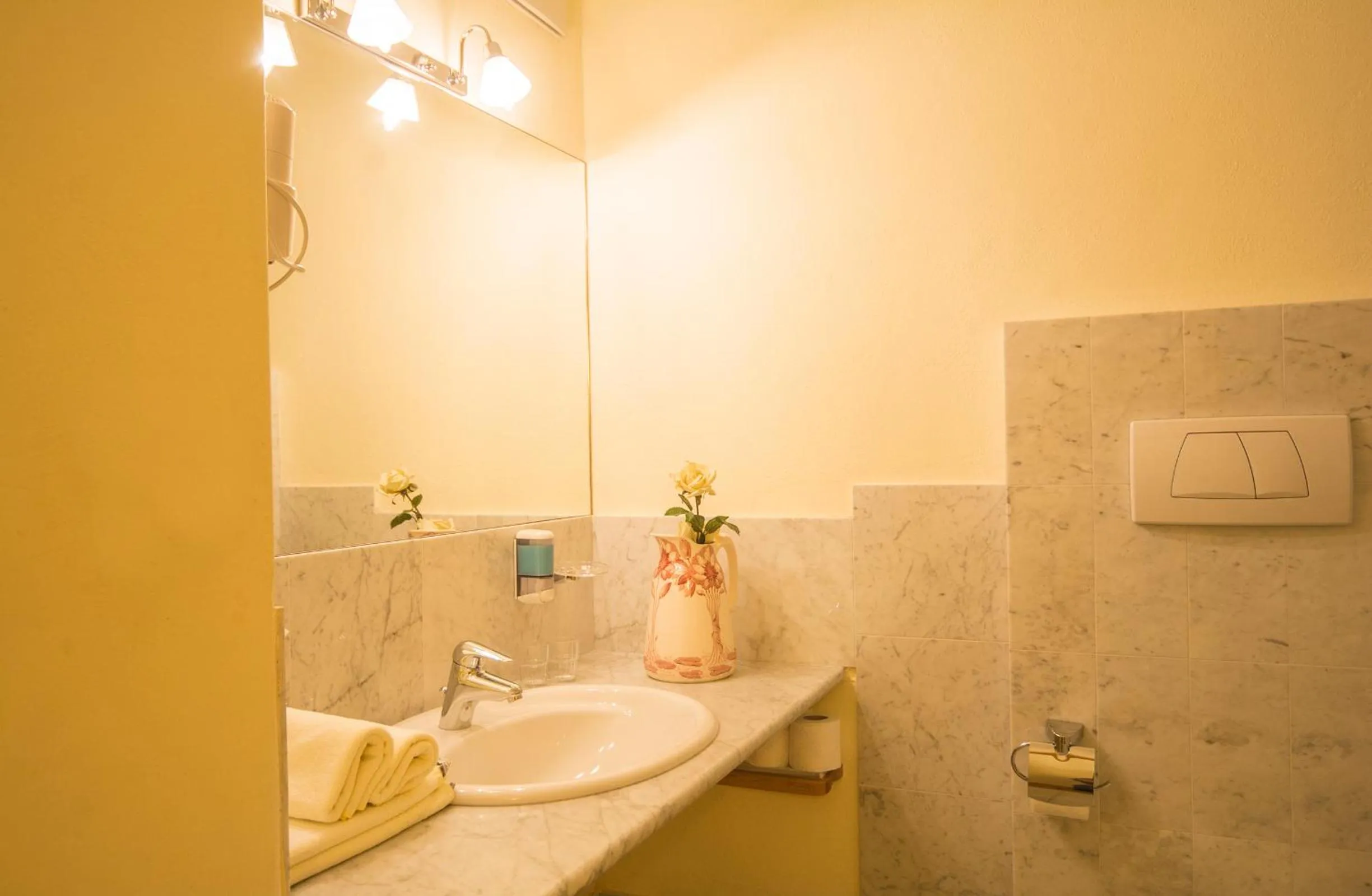 Bathroom in Berghotel Kason