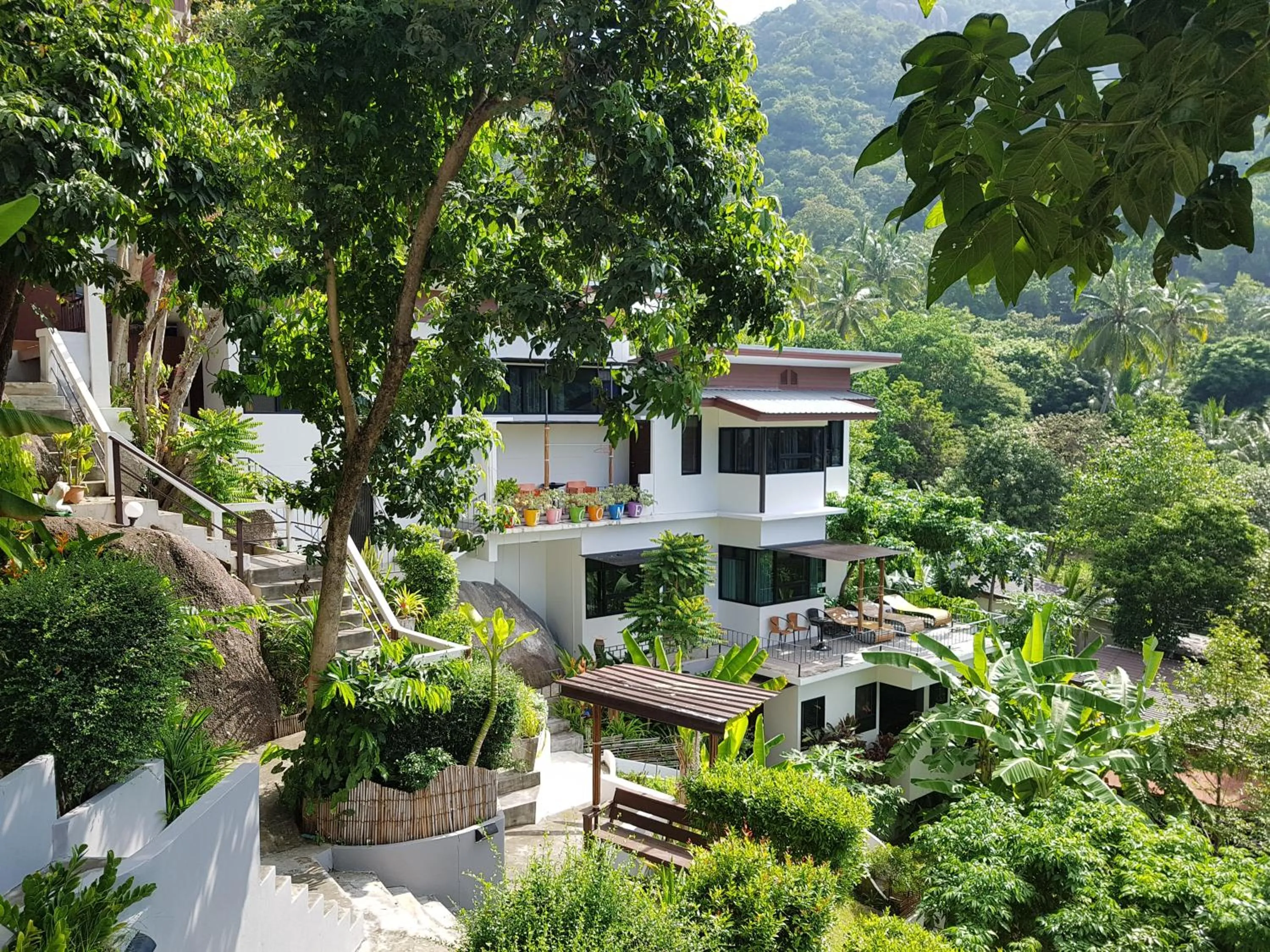 Garden view in Balcony Villa