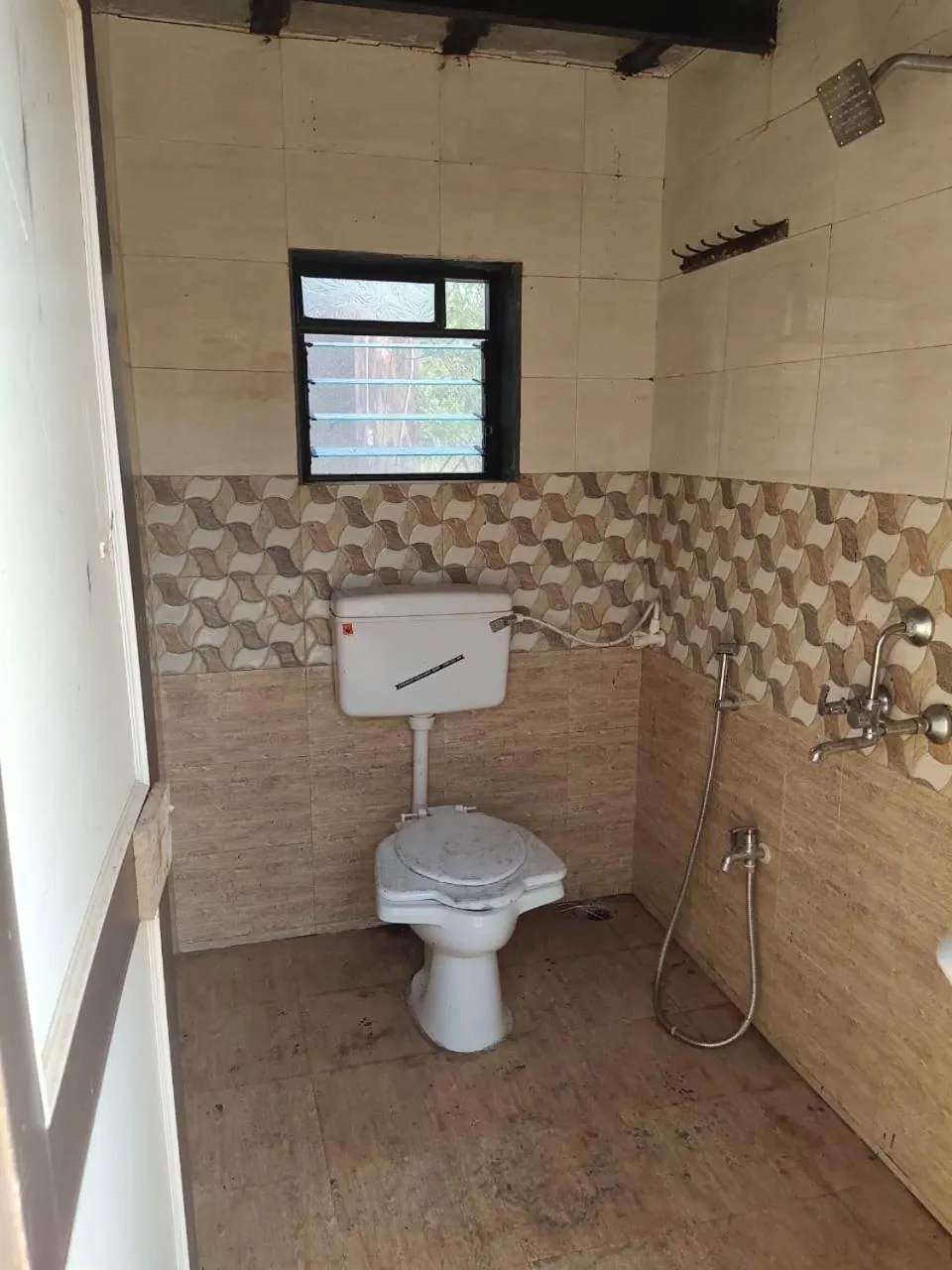 Public Bath in Whistling Waves Beach Resort