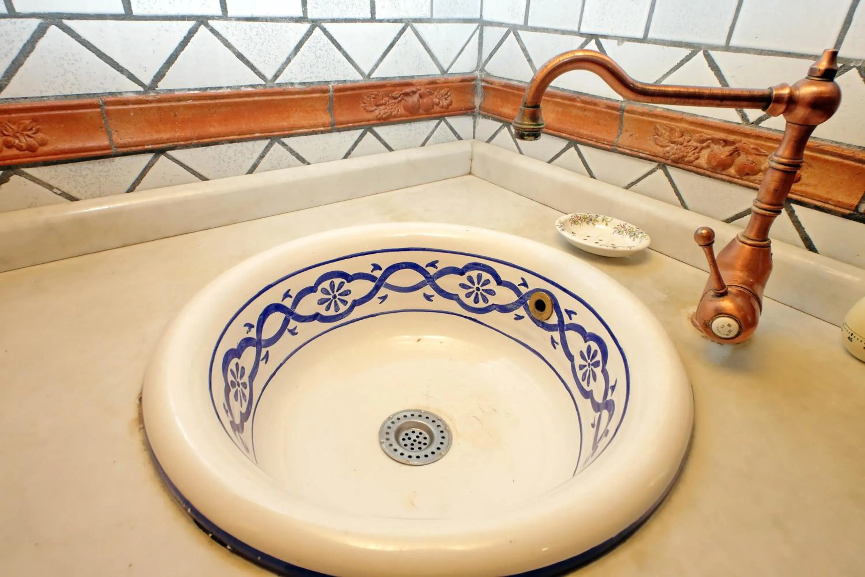 Bathroom in Bellezza Al Colosseo - B&B & Apts