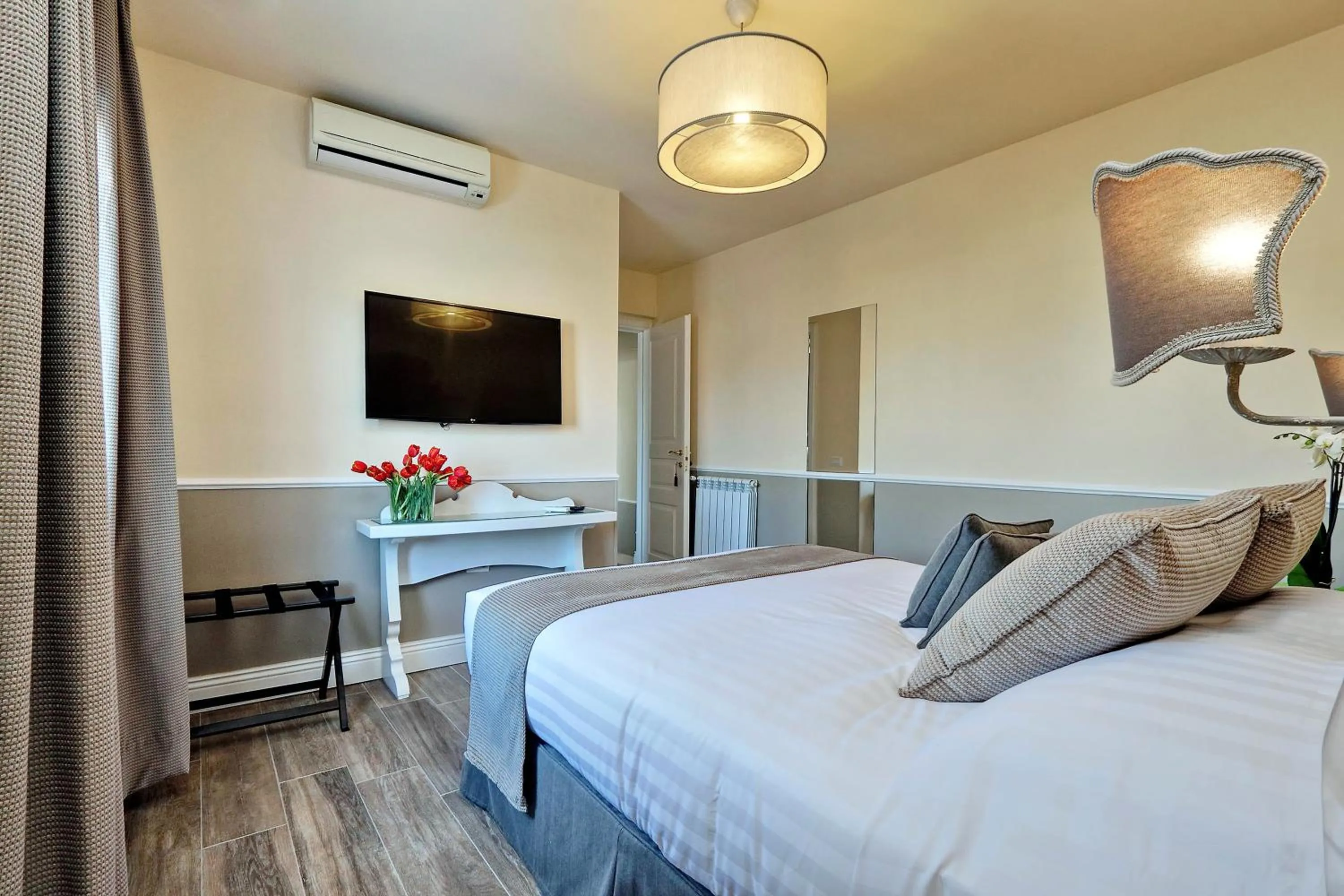 Bed in Bellezza Al Colosseo - B&B & Apts