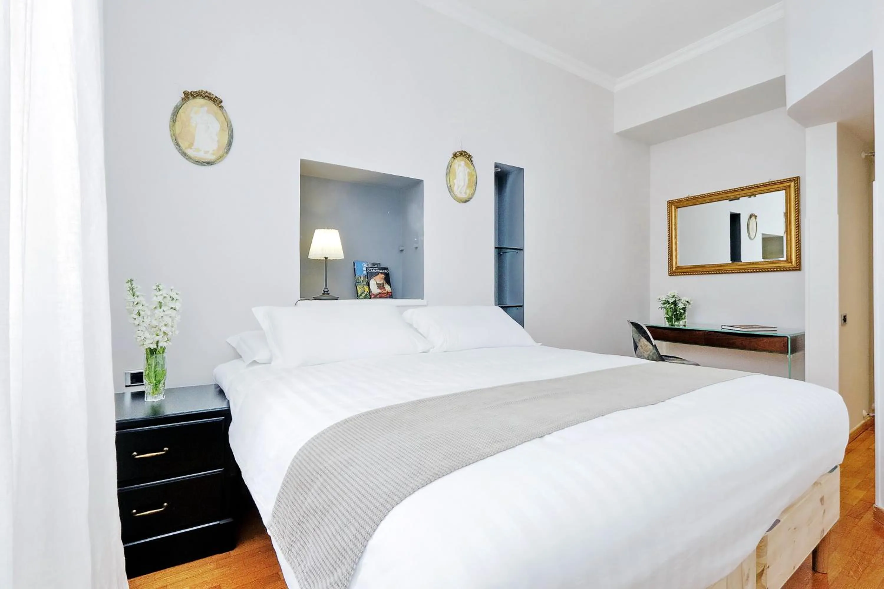 Bed in Bellezza Al Colosseo - B&B & Apts