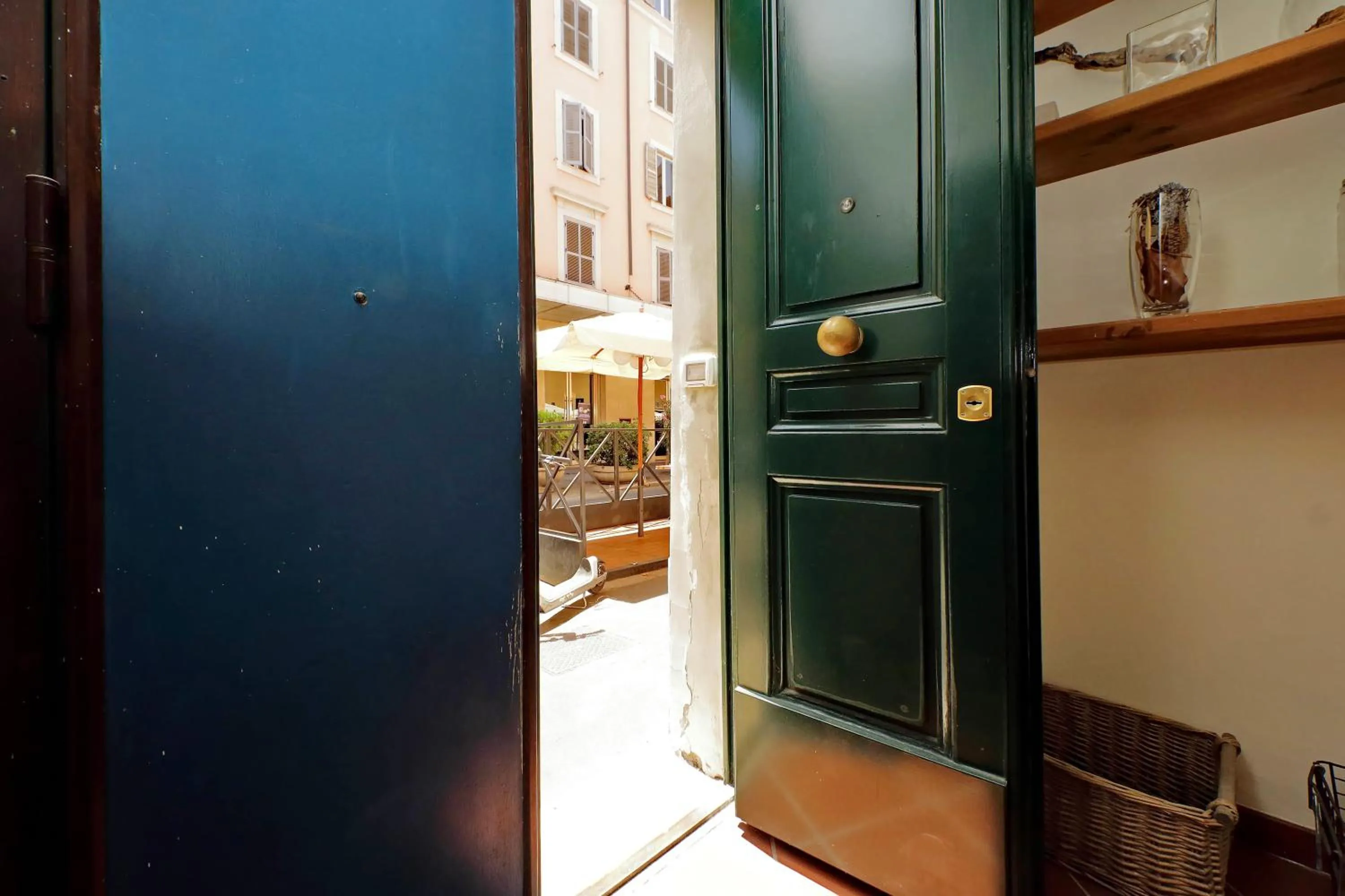 Facade/entrance in Bellezza Al Colosseo - B&B & Apts