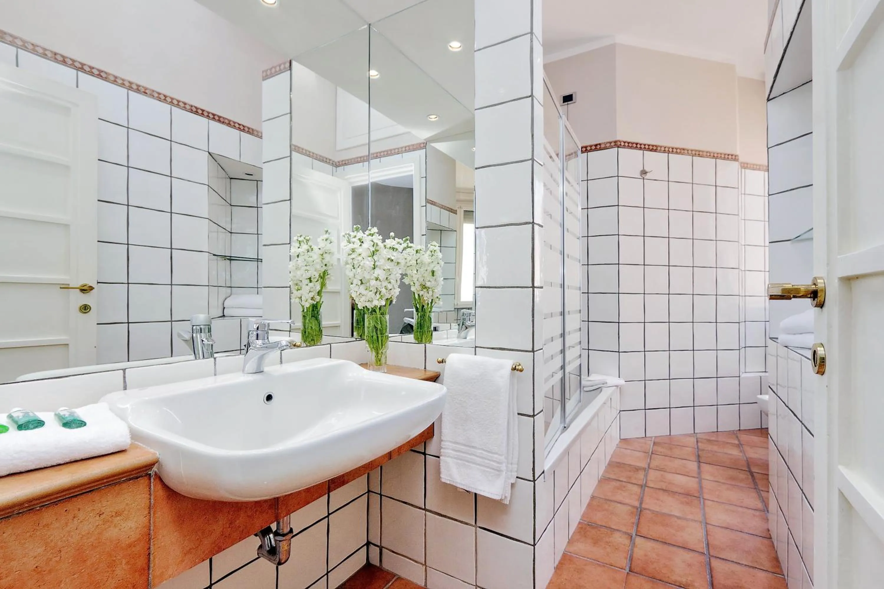 Shower in Bellezza Al Colosseo - B&B & Apts