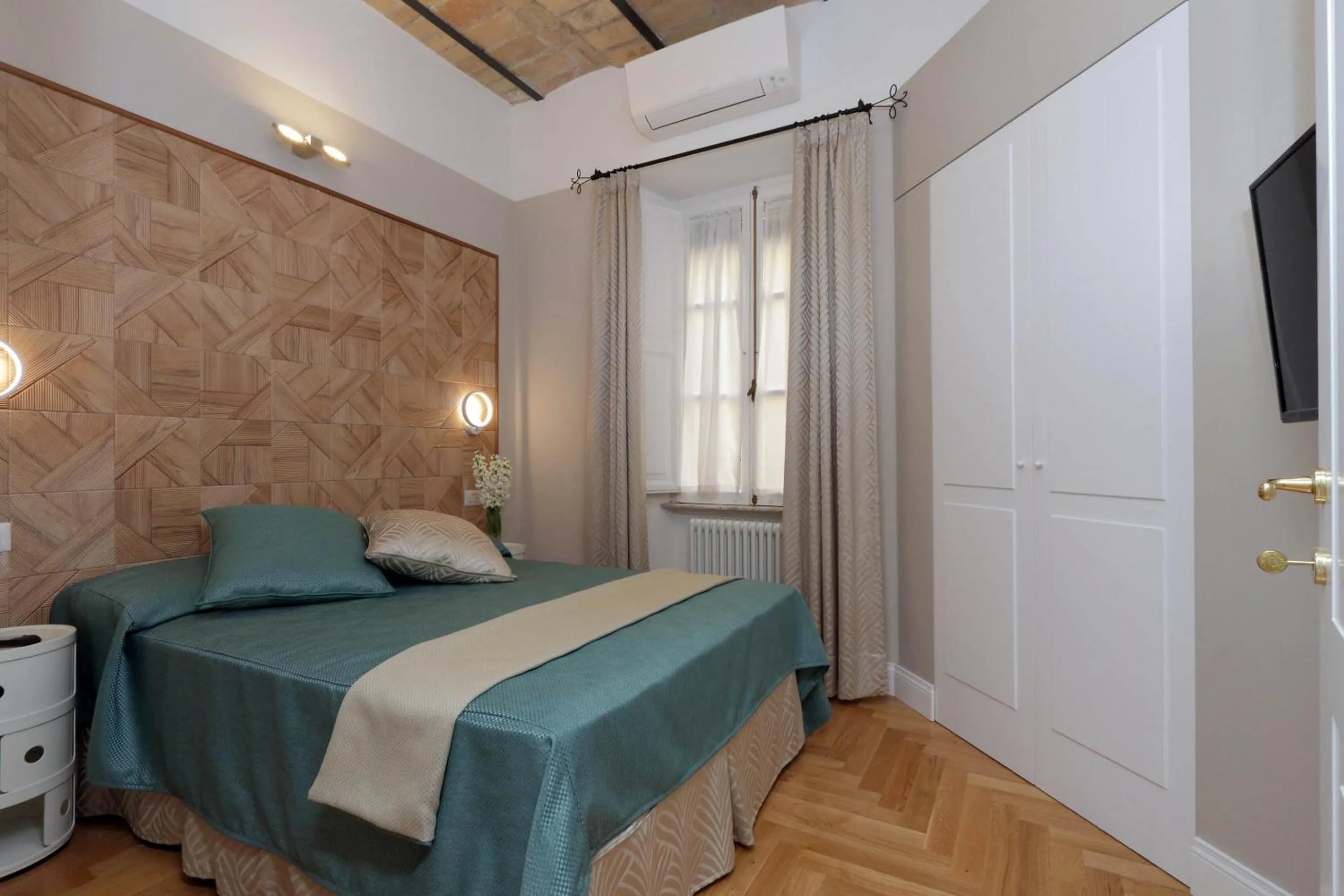 Bed in Bellezza Al Colosseo - B&B & Apts
