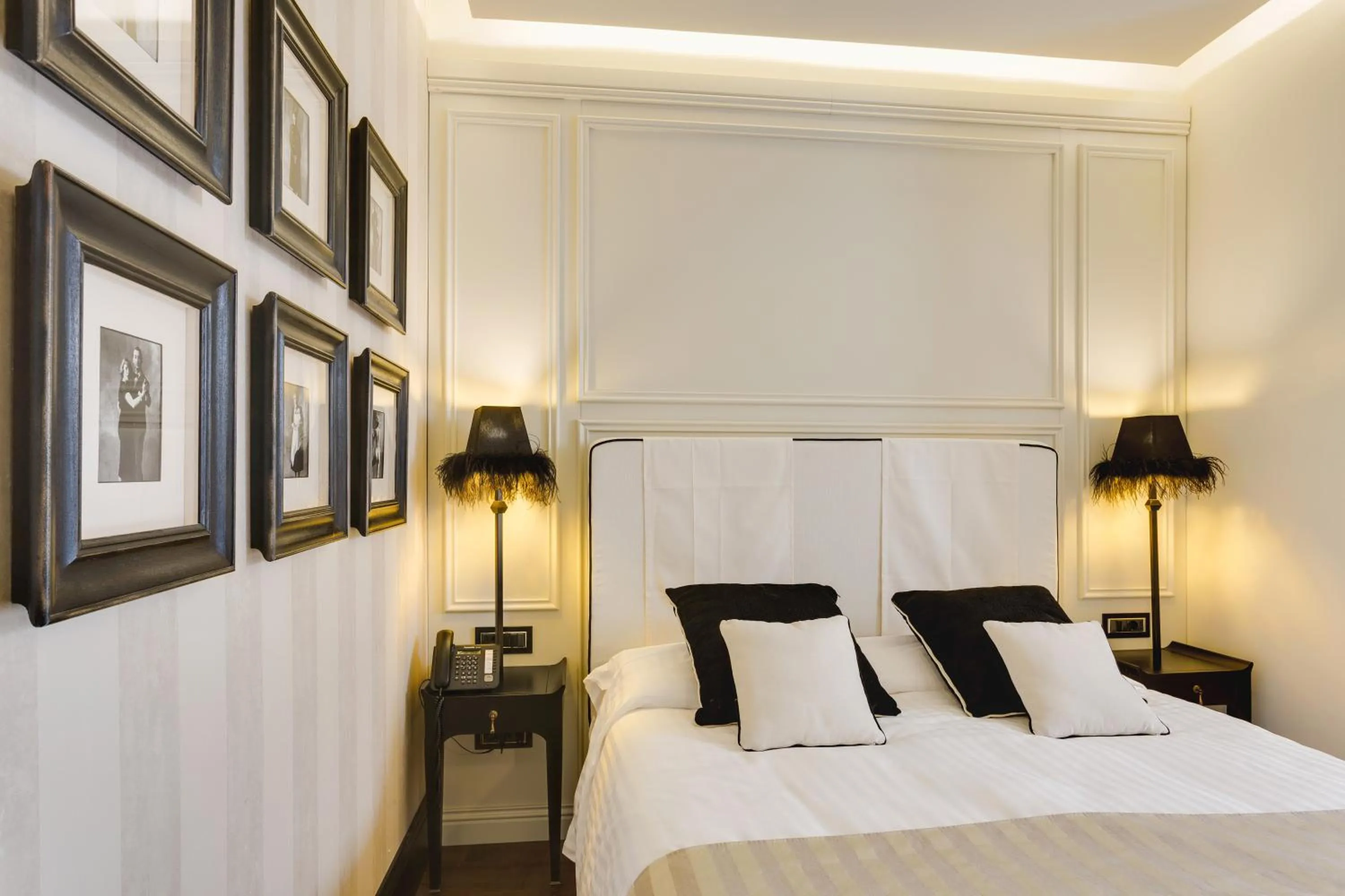 Bed in Bellezza Al Colosseo - B&B & Apts