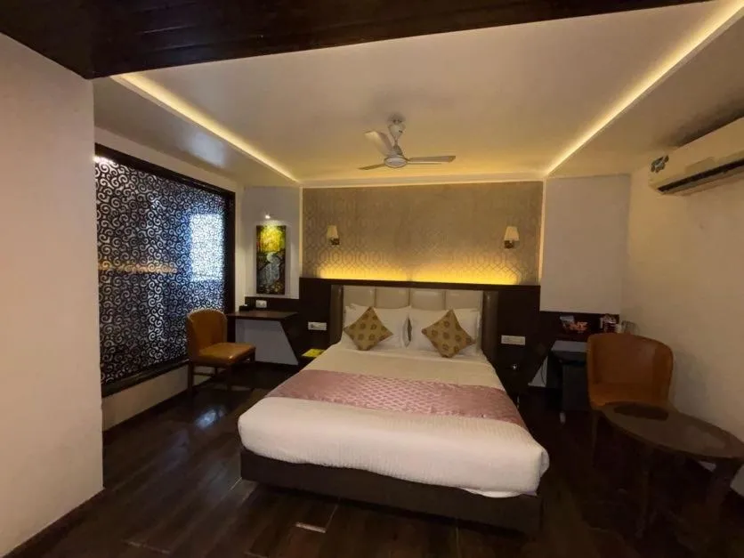 Bed in Hotel Sai Residency