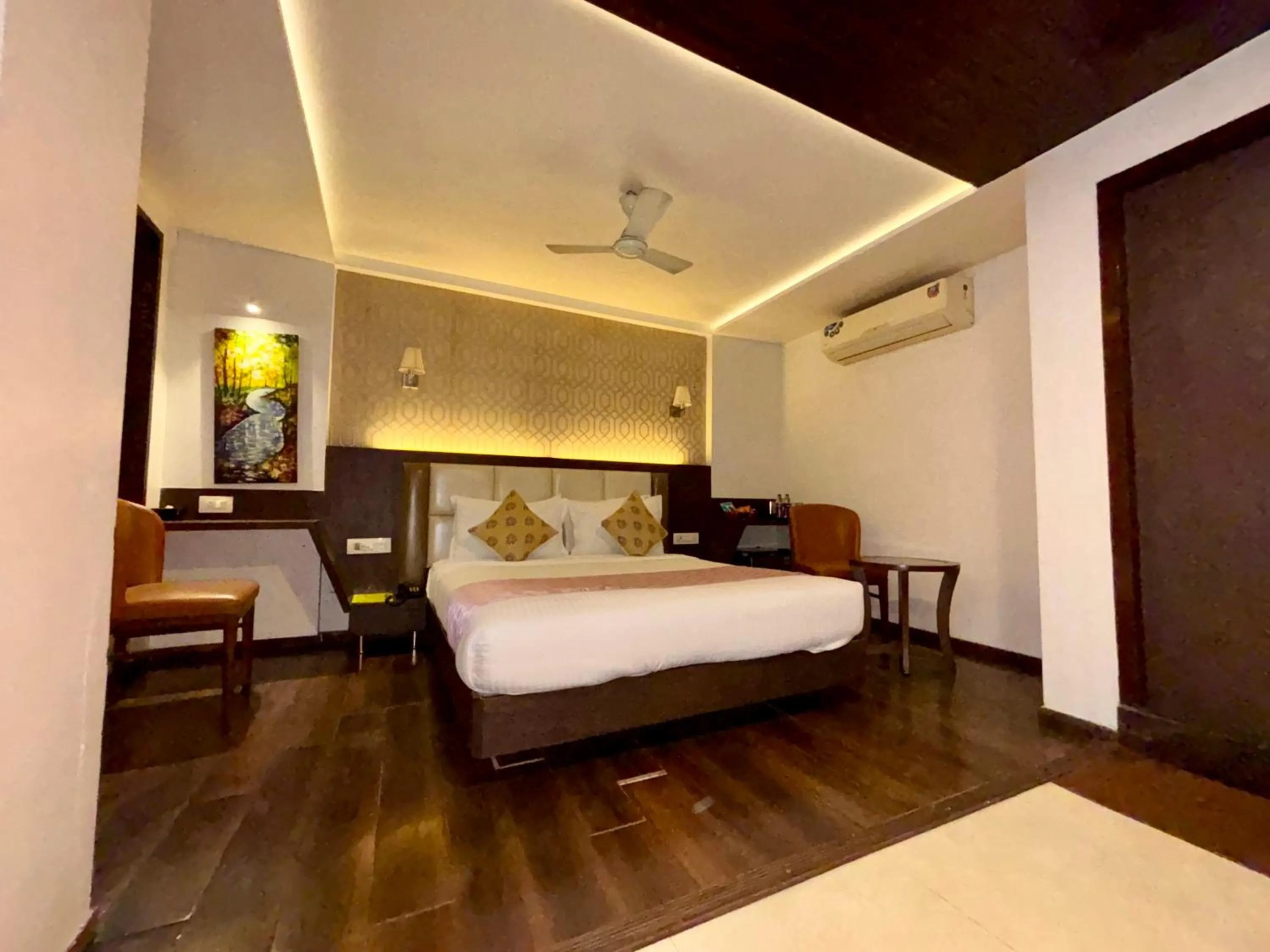 Bed in Hotel Sai Residency