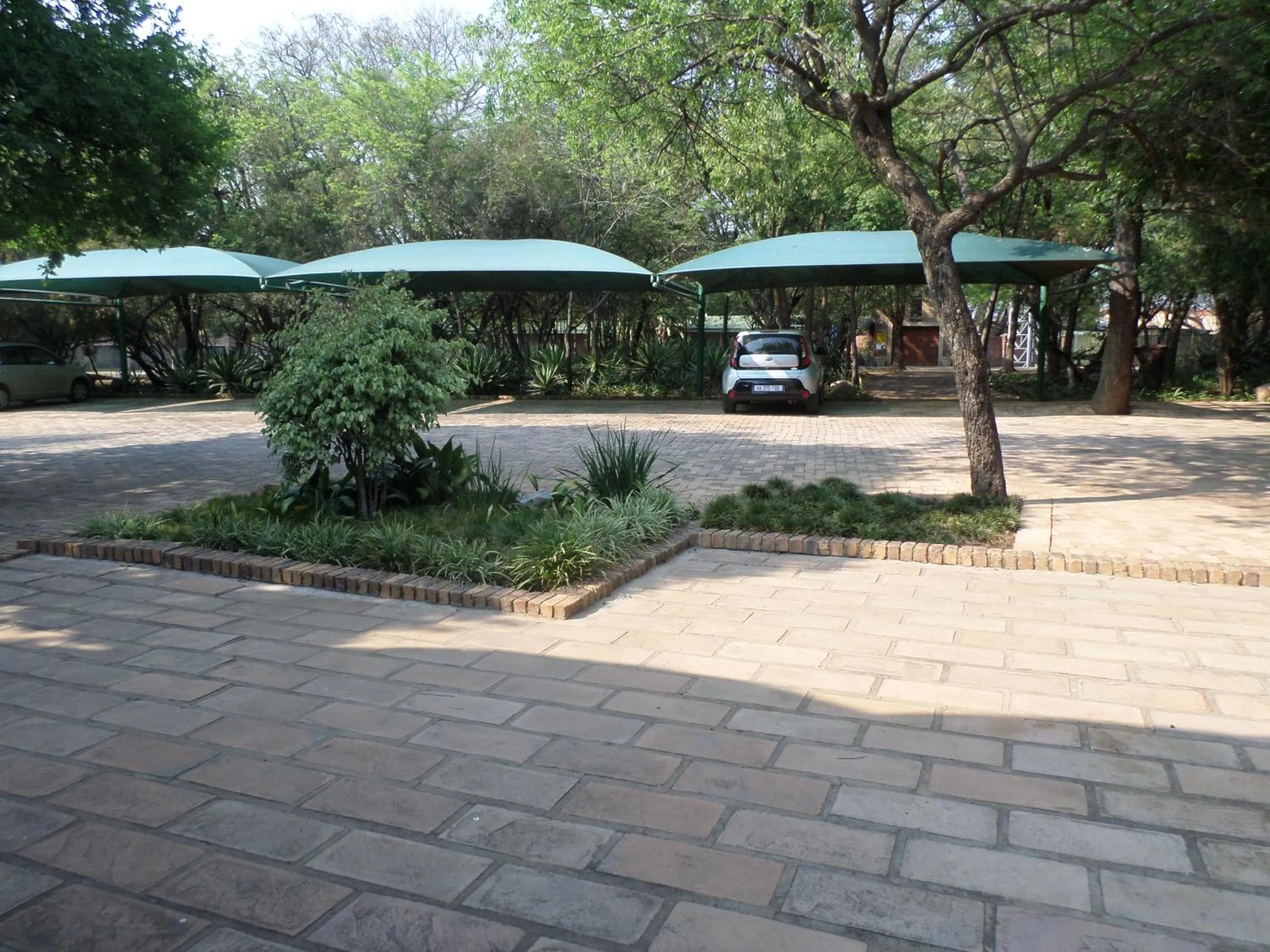 Garden in Foundry Guest Lodge