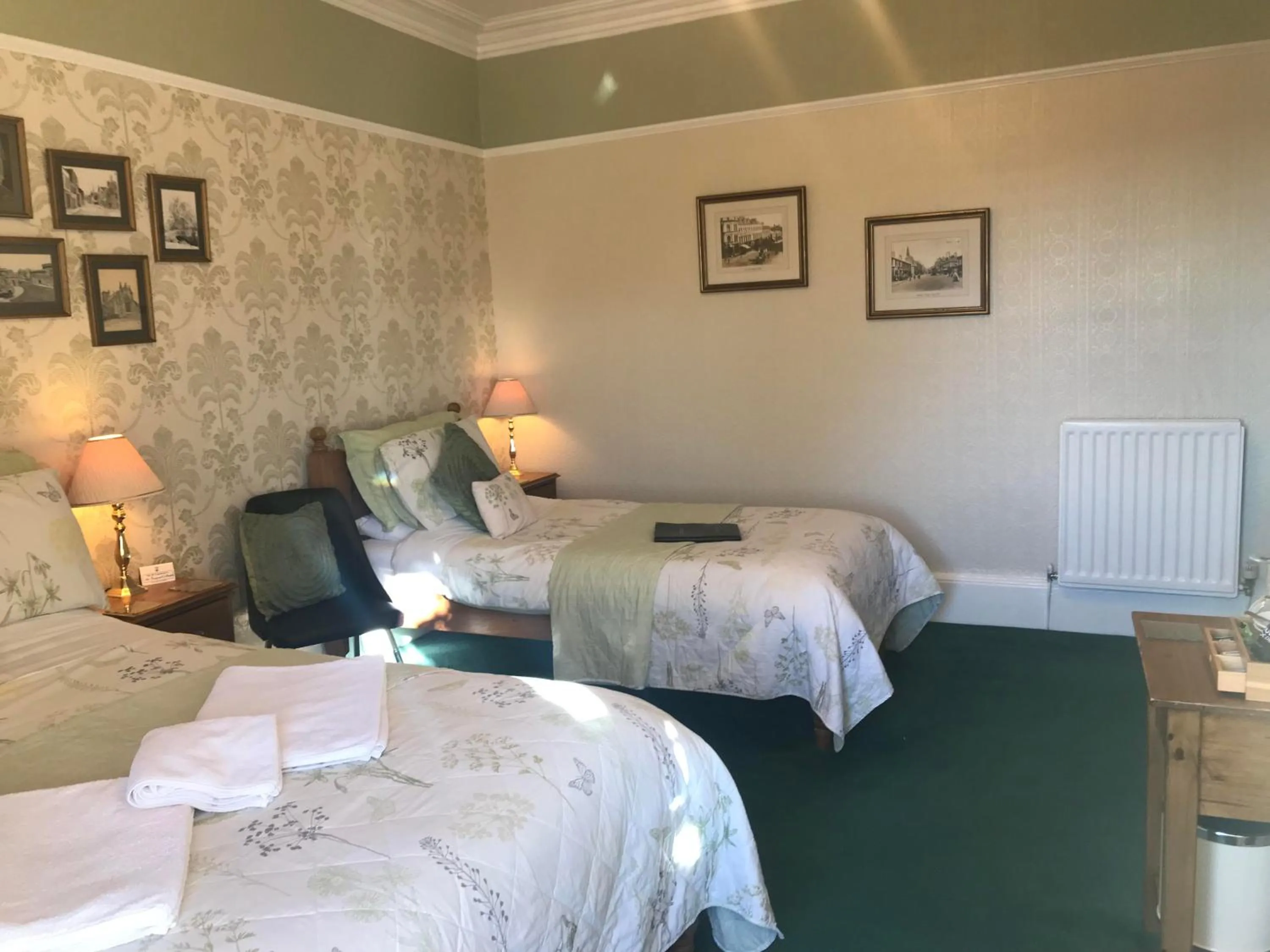 Bed in Glendale Guest House