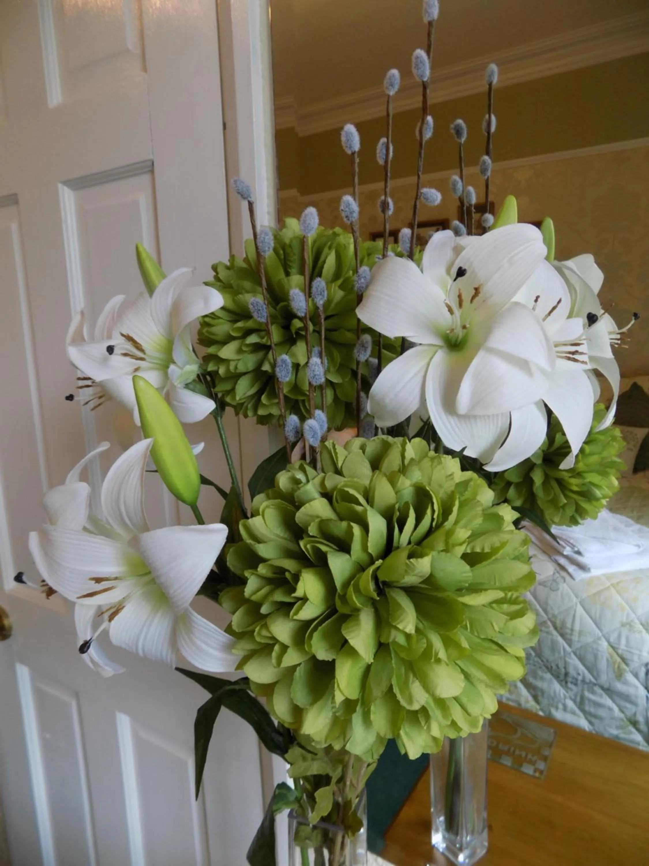 Decorative detail in Glendale Guest House