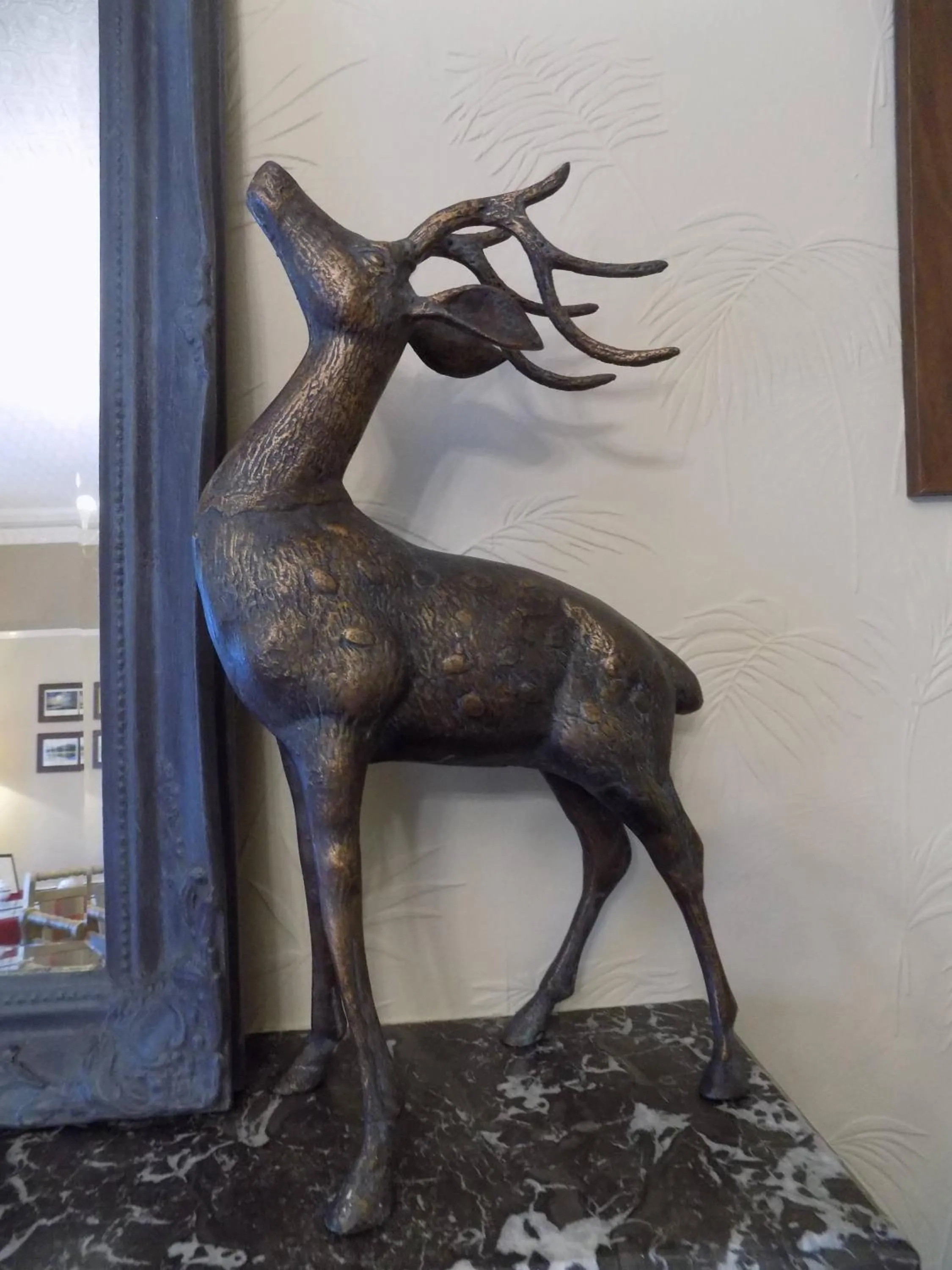 Decorative detail in Glendale Guest House
