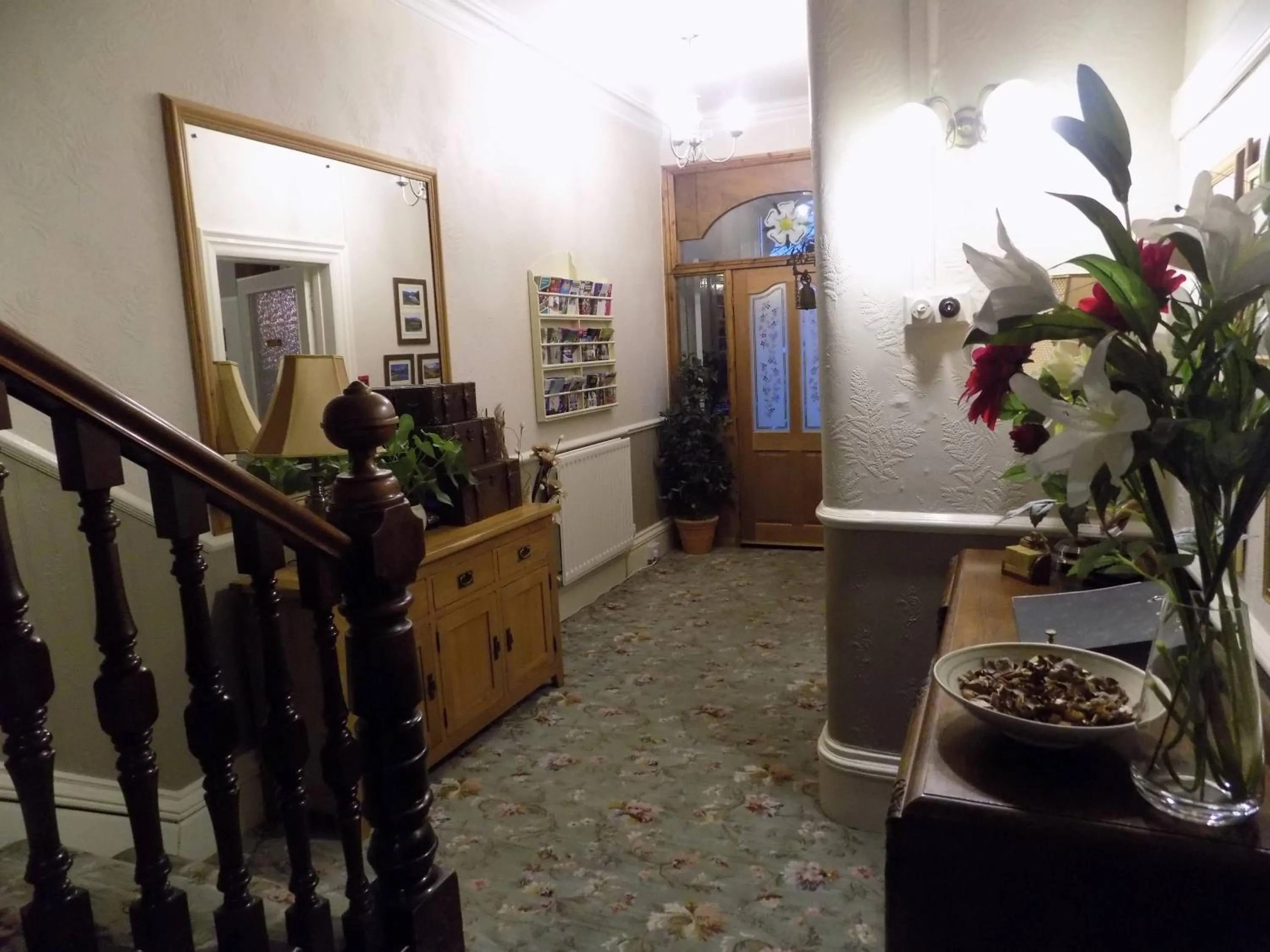 Lobby or reception in Glendale Guest House