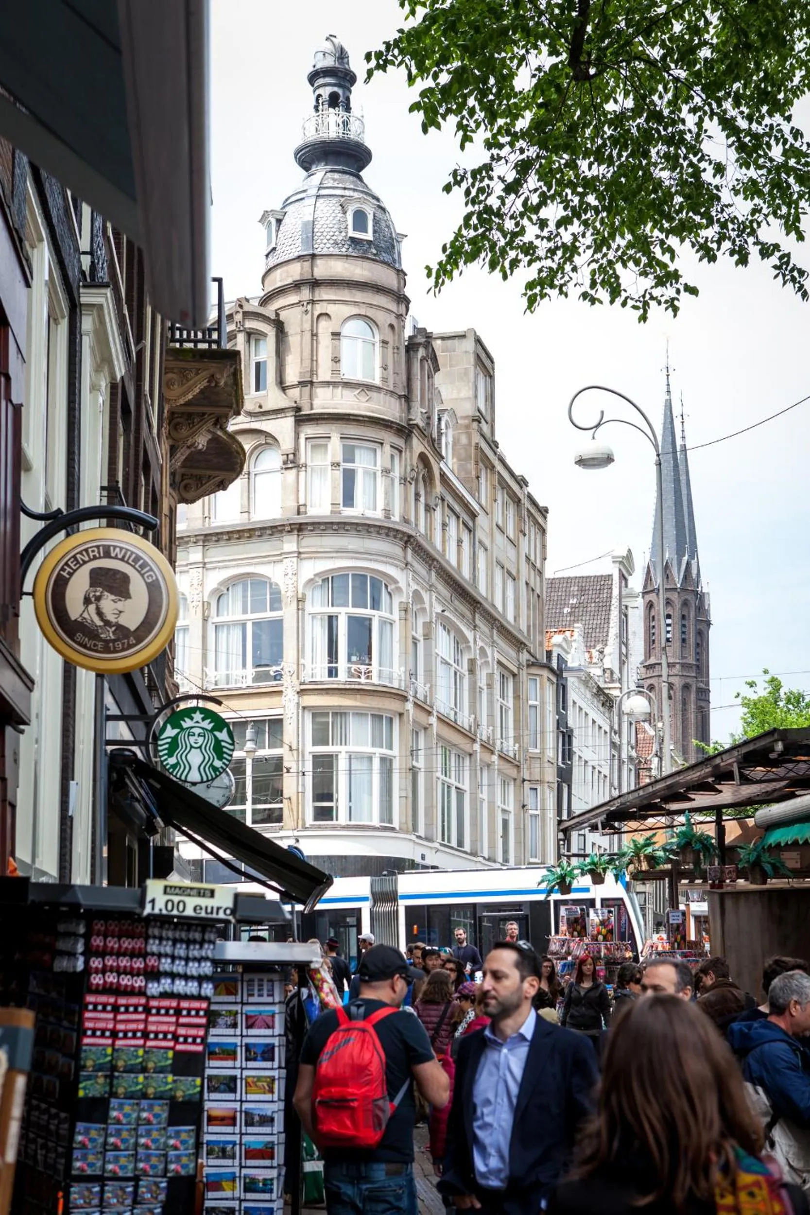 Shopping Area in B&B Singel Amsterdam Centre
