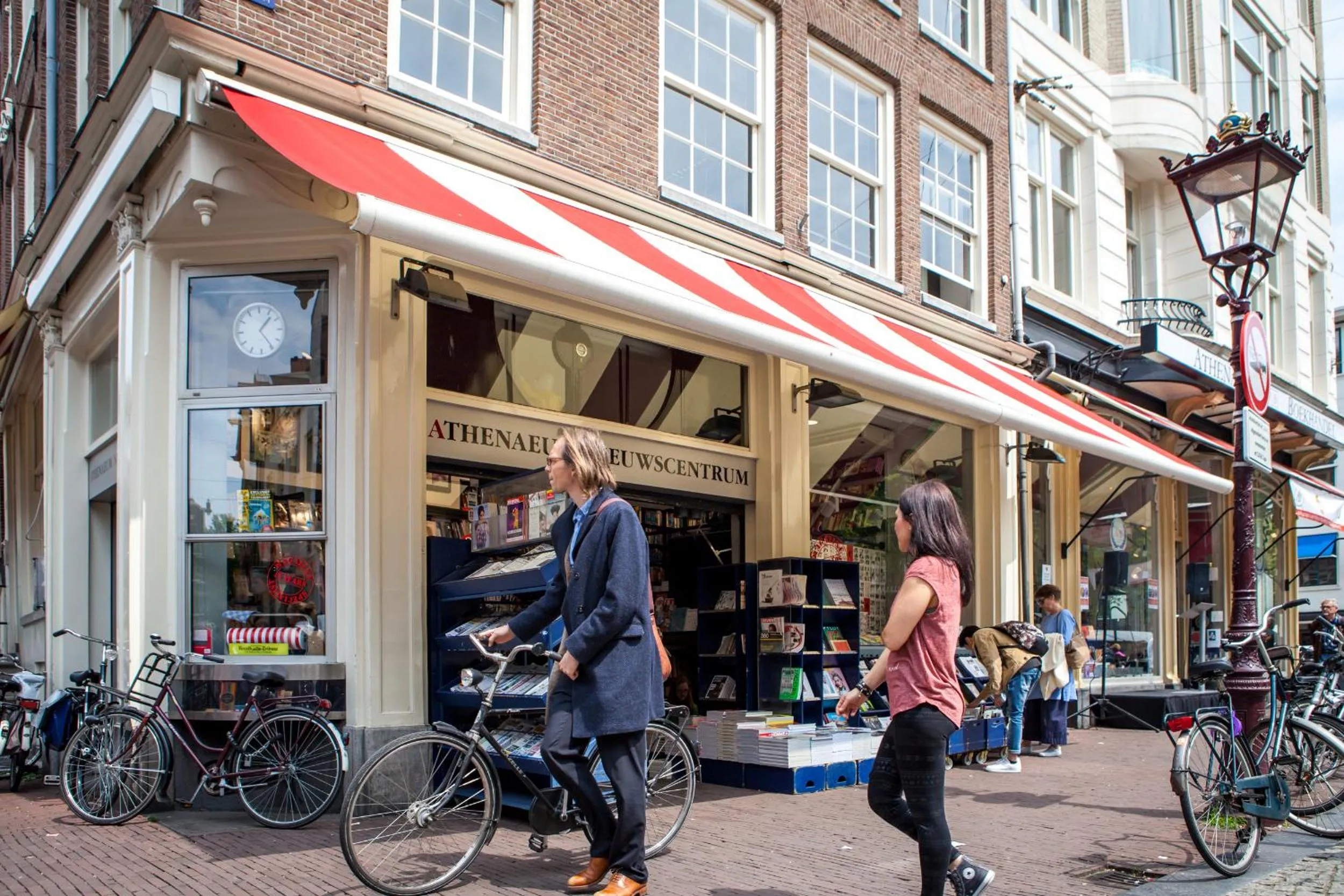 Shopping Area in B&B Singel Amsterdam Centre