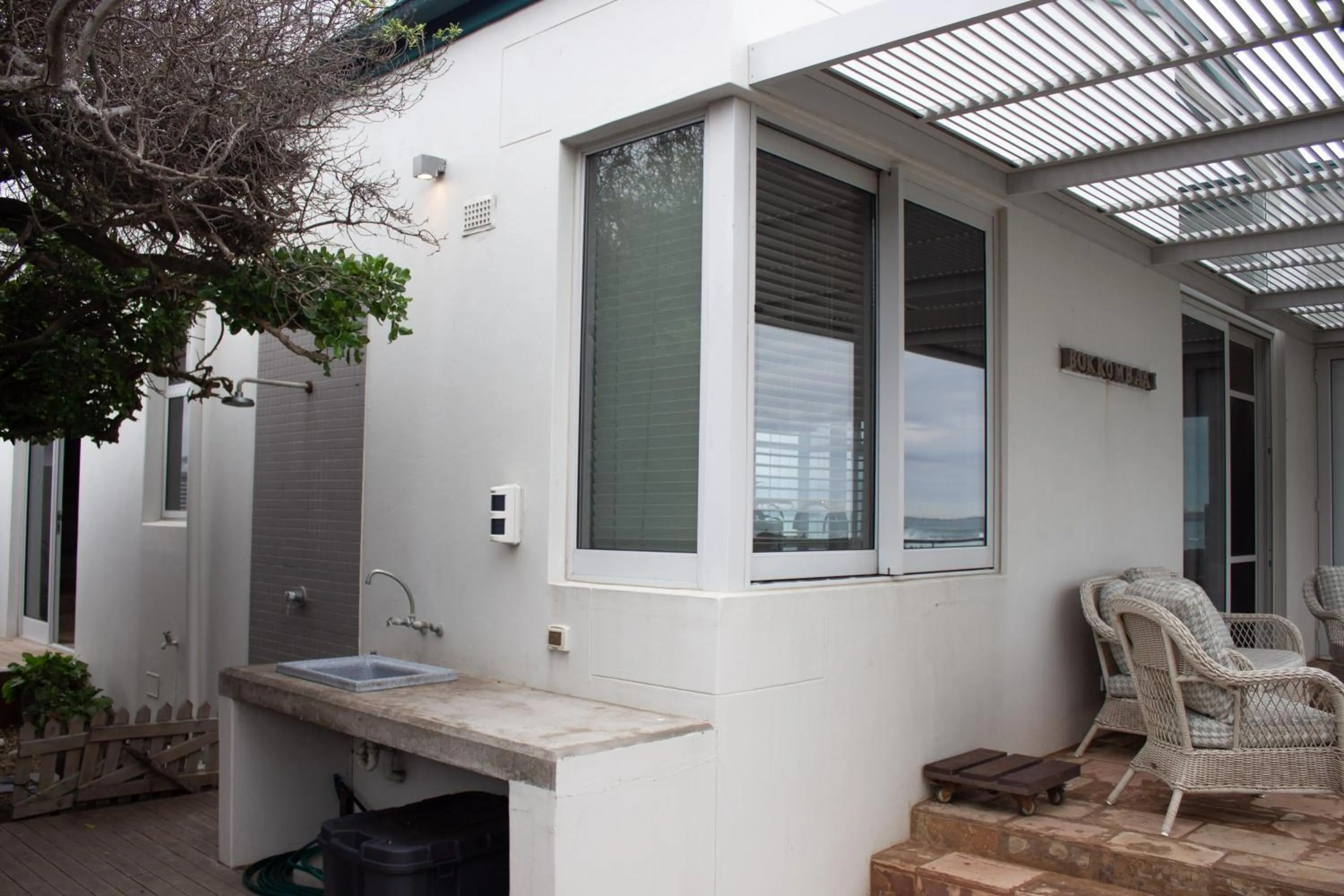 Shower in Bokkombaai