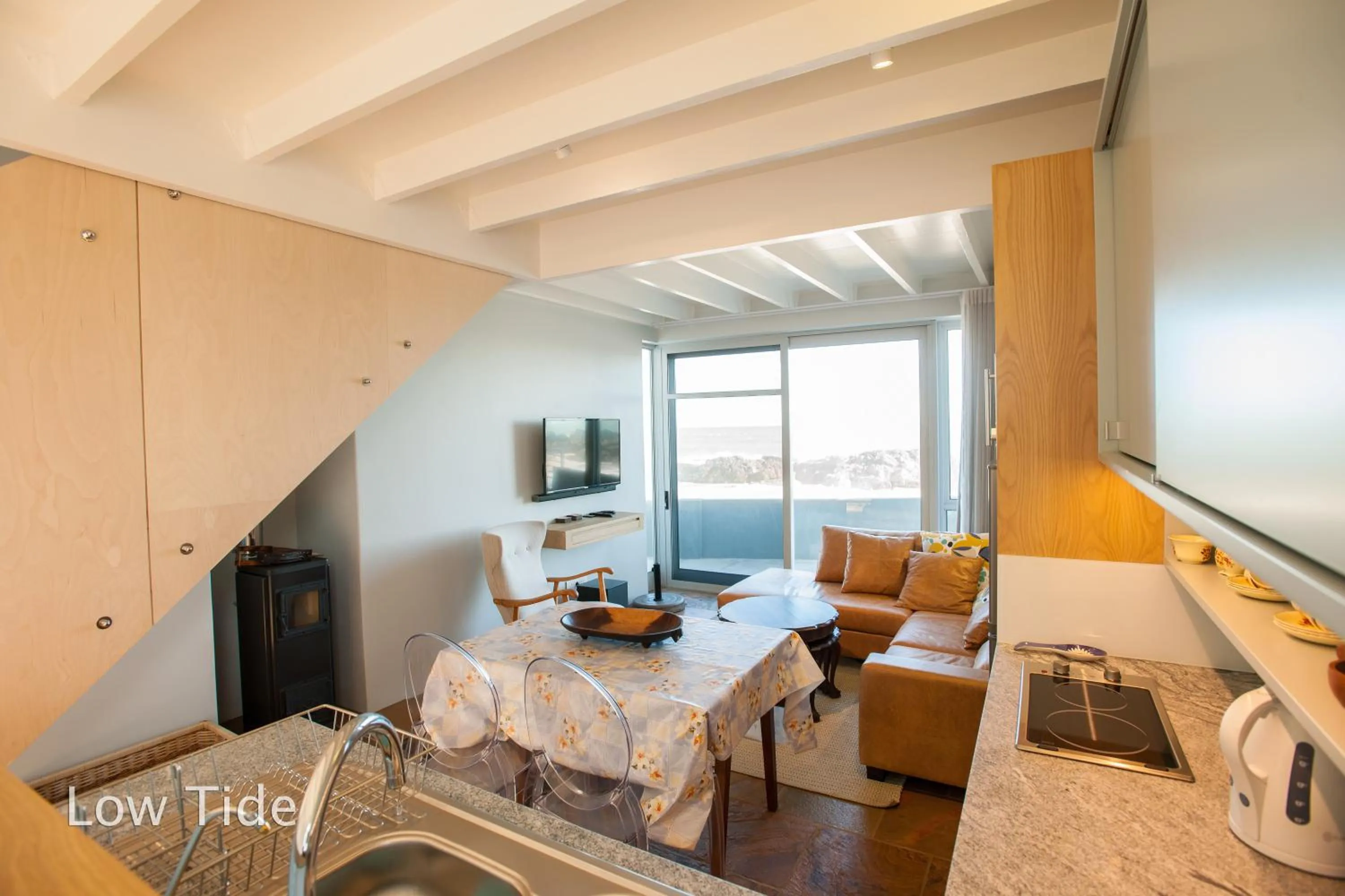 TV and multimedia in Bokkombaai