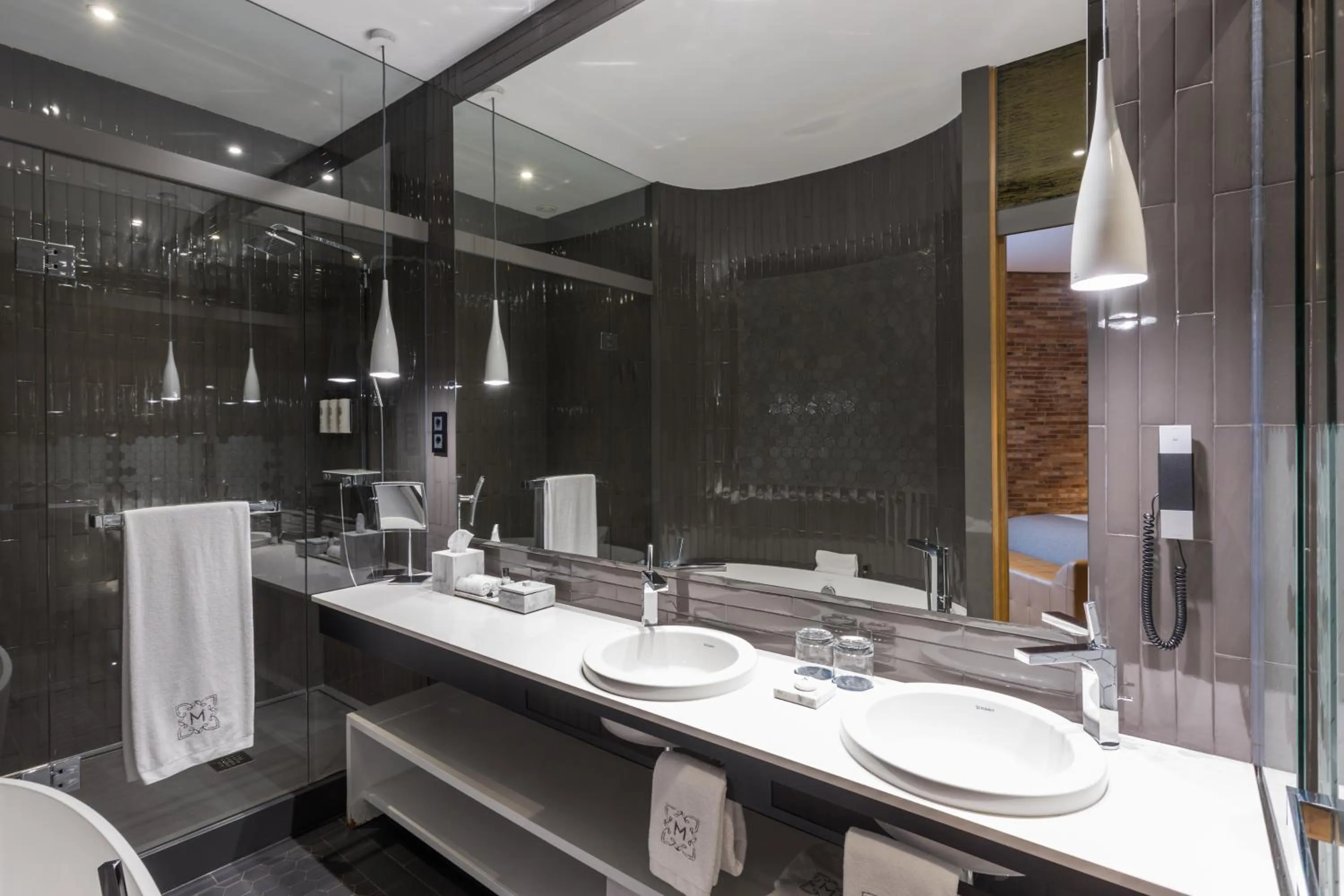 Shower in Monument Hotel