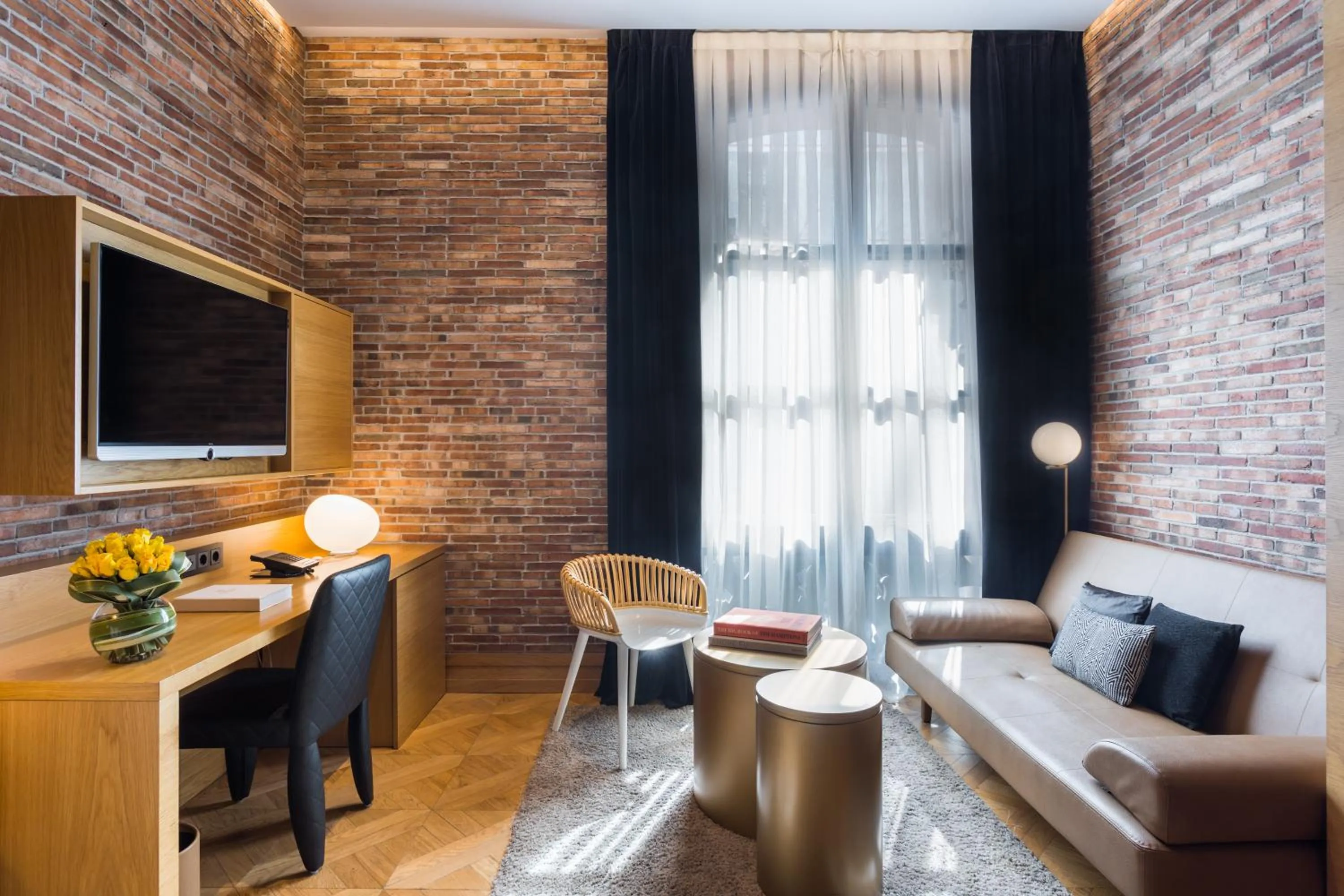 Bedroom in Monument Hotel