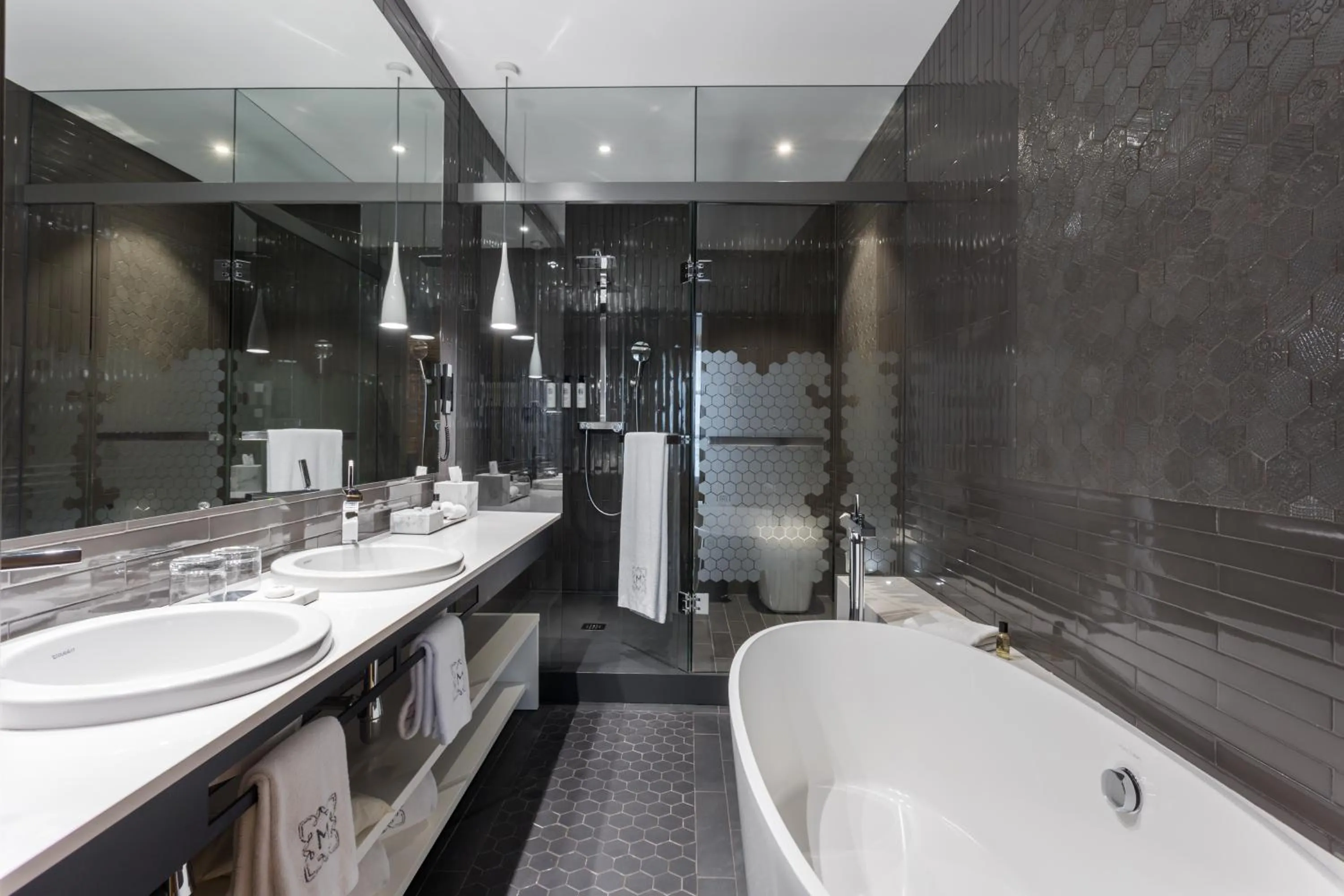 Shower in Monument Hotel