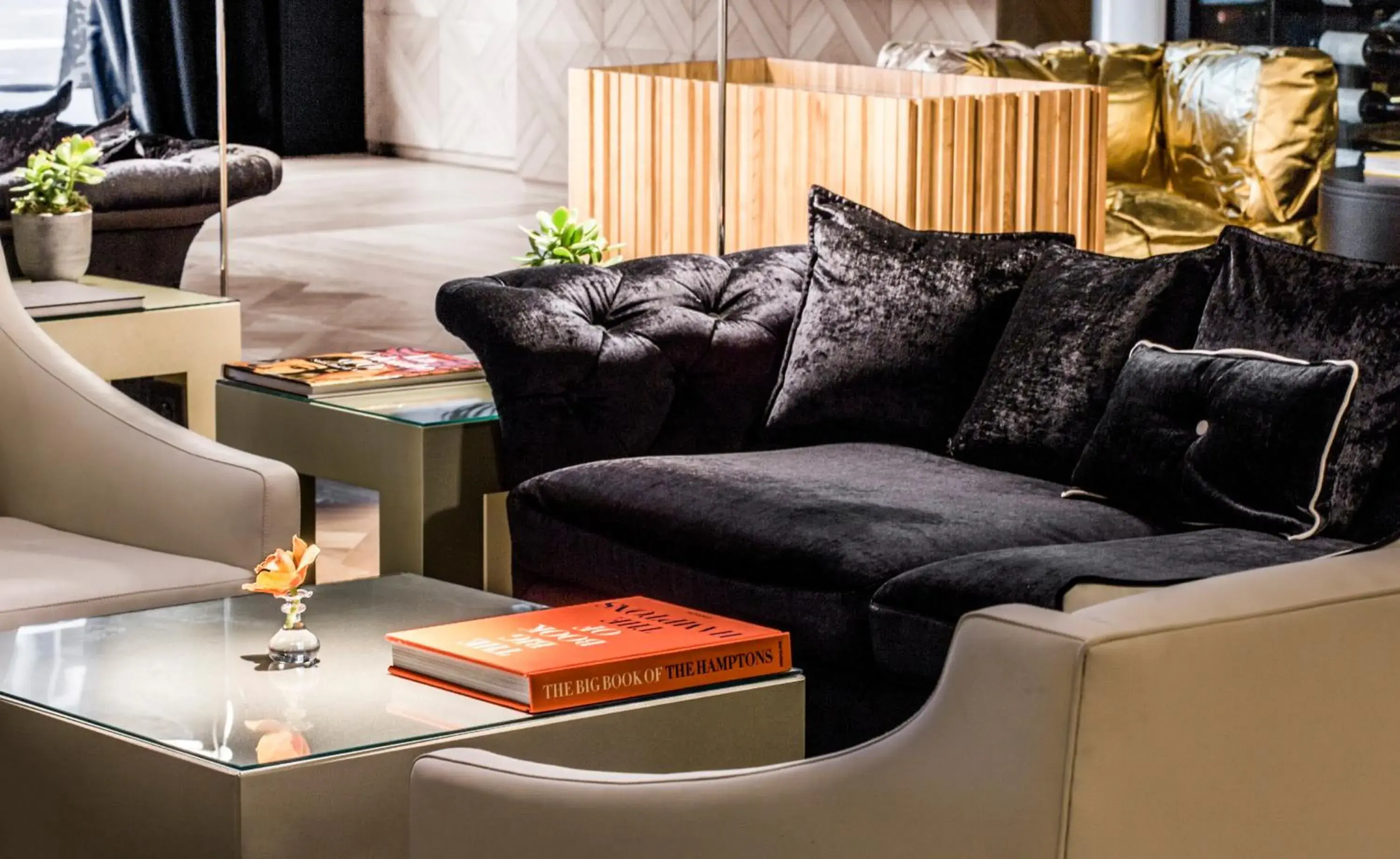 Living room in Monument Hotel Living room in Monument Hotel