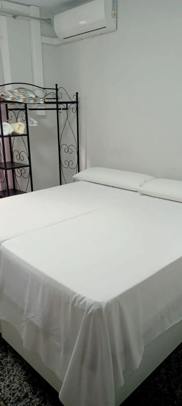 Bed in Old Center Inn Alicante