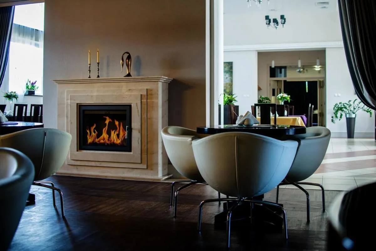 Day in Vanilla House