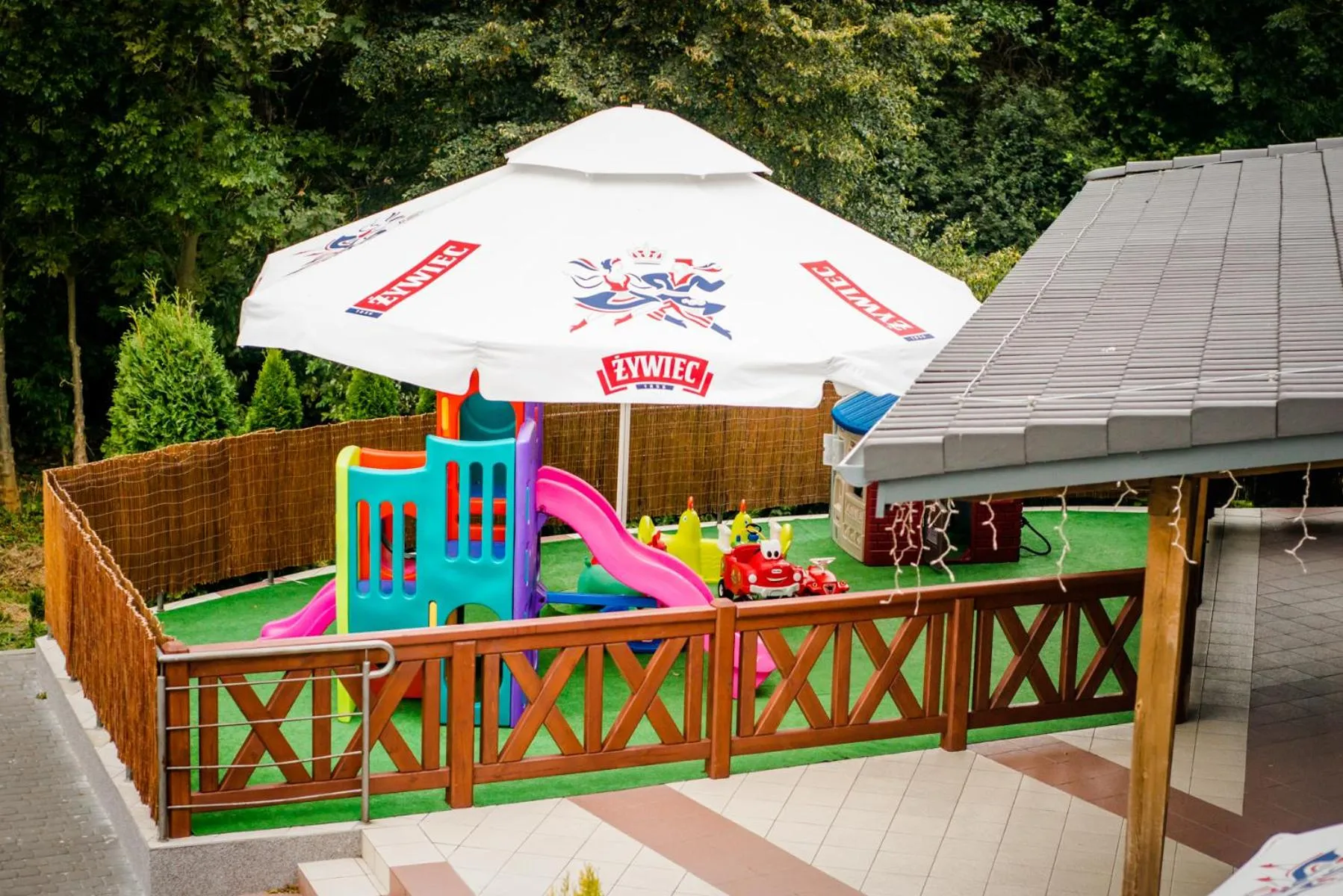 Day in Vanilla House