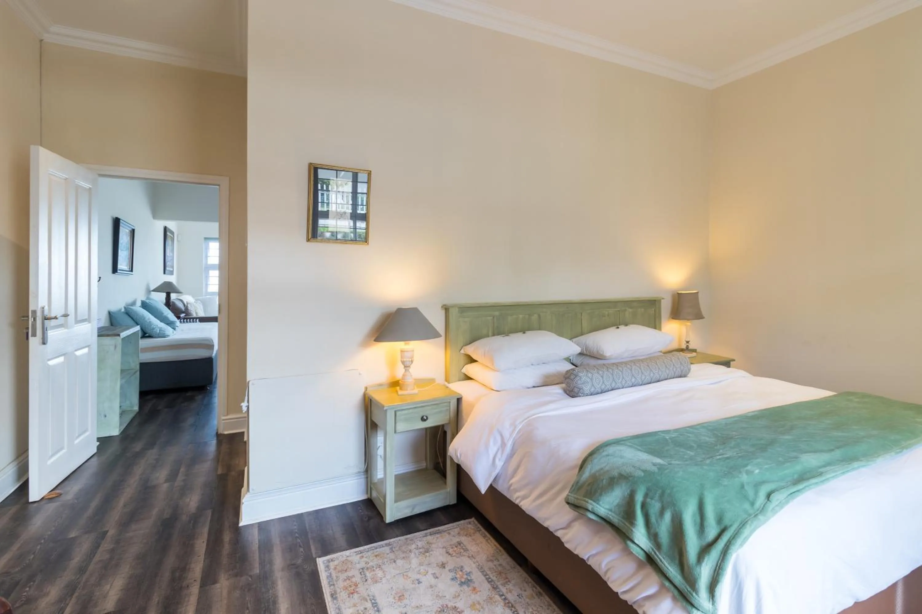 Bedroom, Bed in The Lookout Guest House