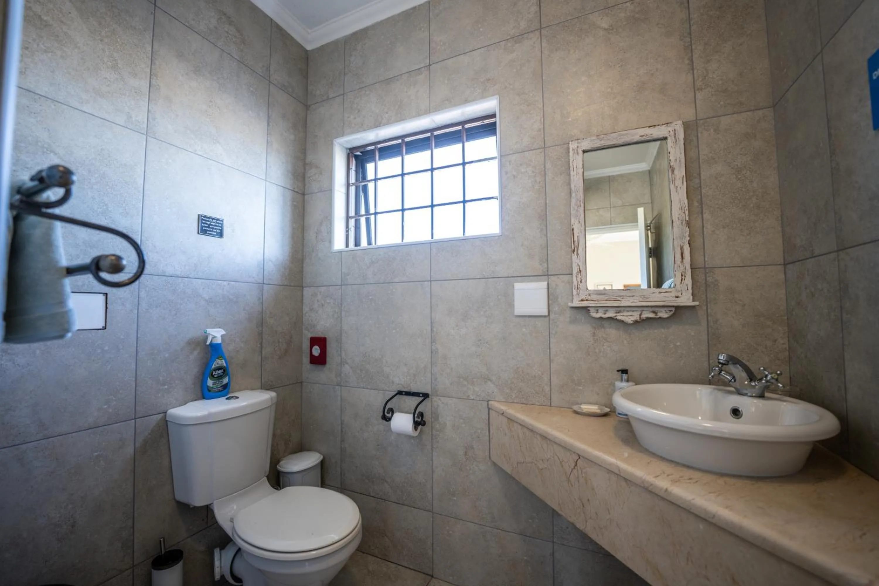 Bathroom in The Lookout Guest House