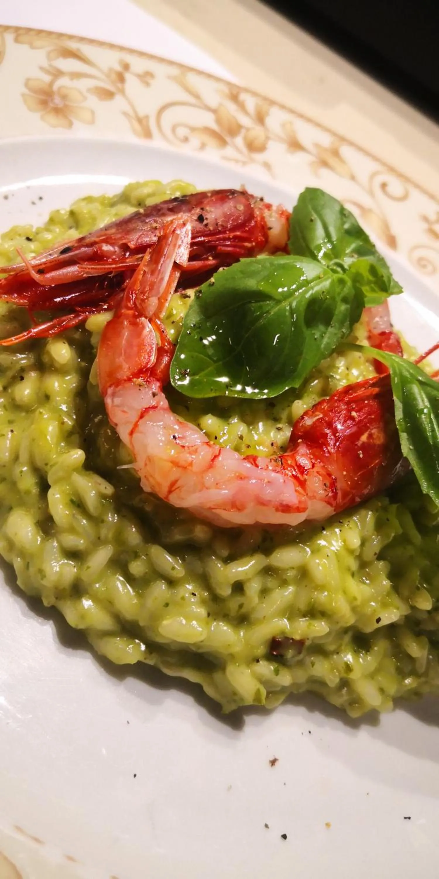 Restaurant/places to eat in Millaenya Inn