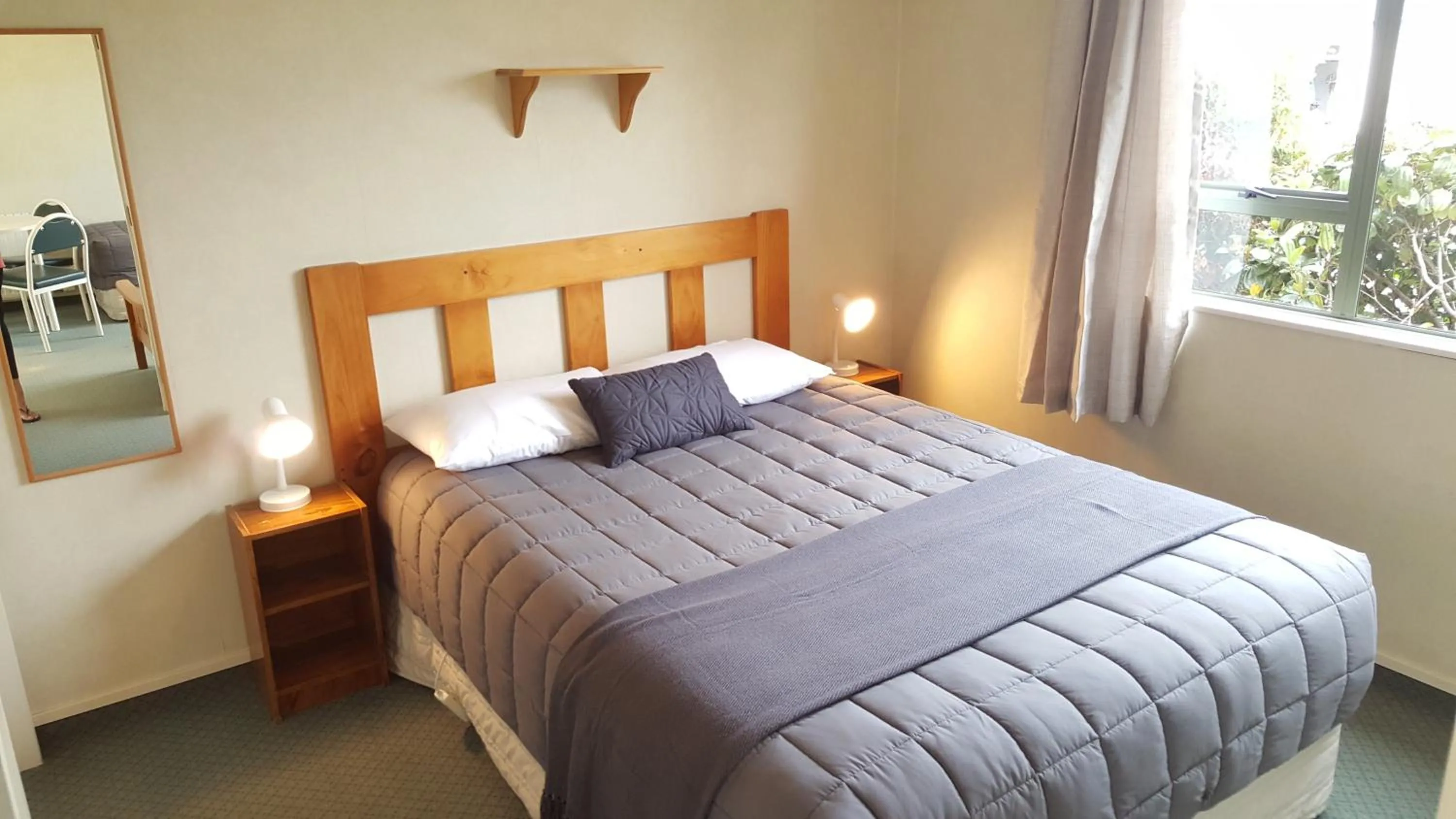 Bed in Catlins Area Motel