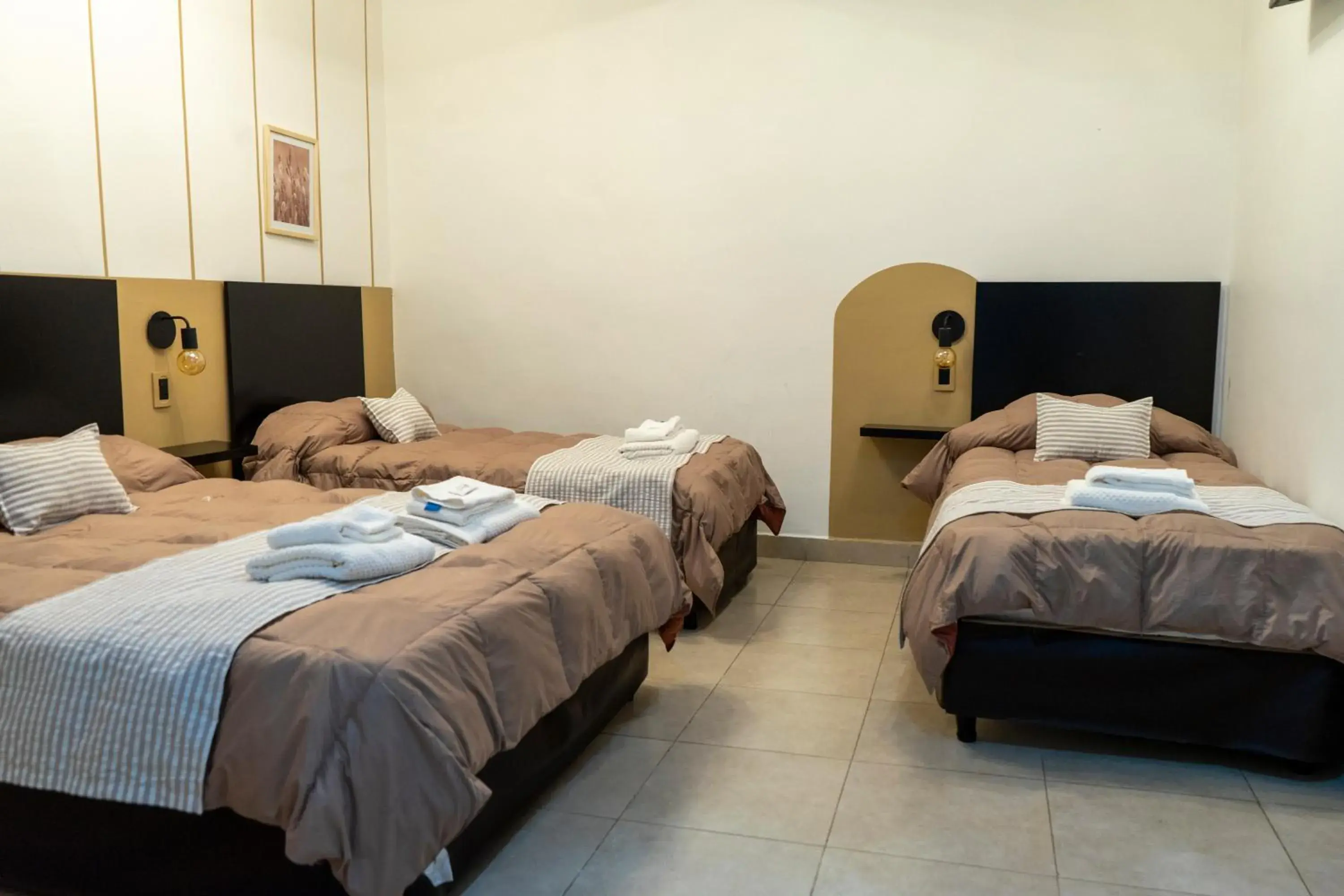Quadruple Room with Private Bathroom in Hotel del Tren Quadruple Room with Private Bathroom in Hotel del Tren