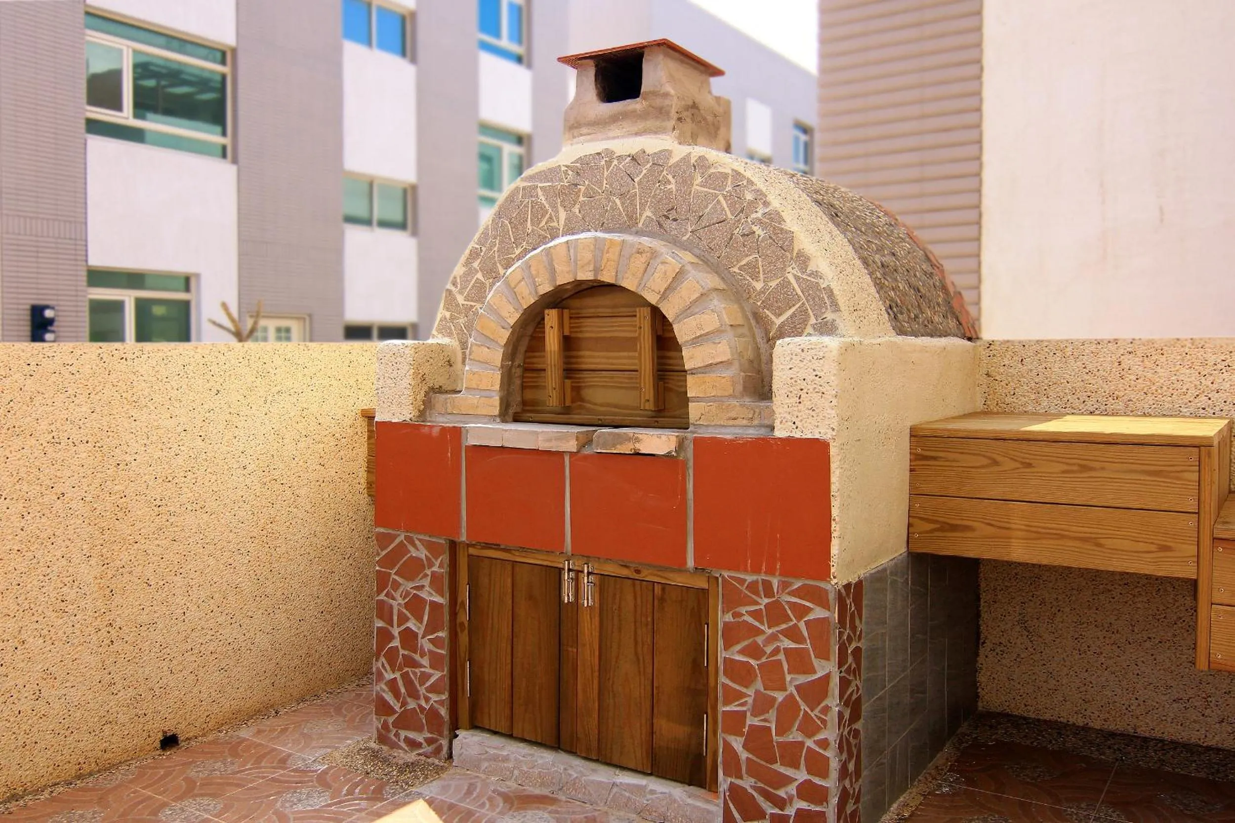 Property building in THEDAY B&B