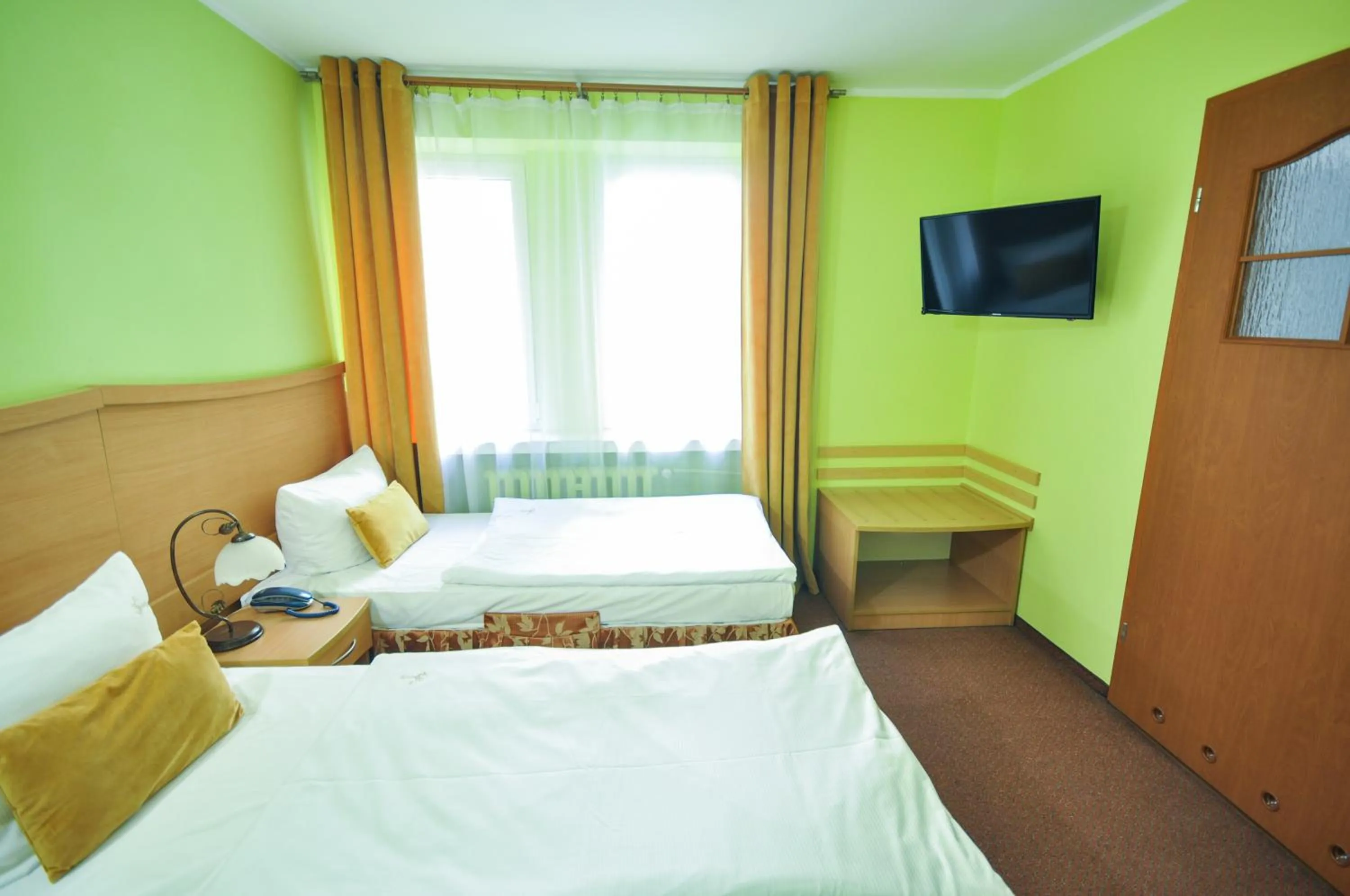 Photo of the whole room, Bed in Hotel Trzy Światy Spa & Wellness Rajska WySpa