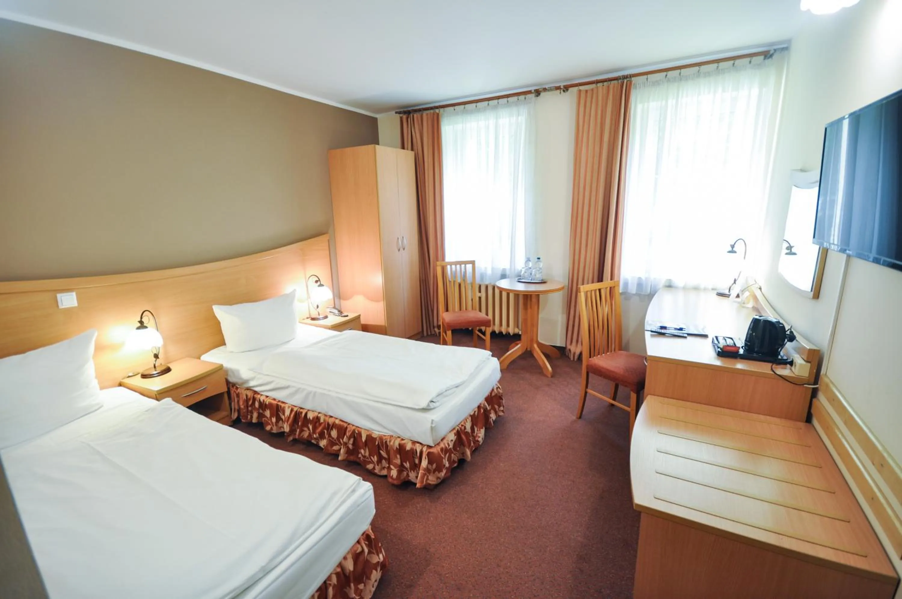Photo of the whole room, Bed in Hotel Trzy Światy Spa & Wellness Rajska WySpa