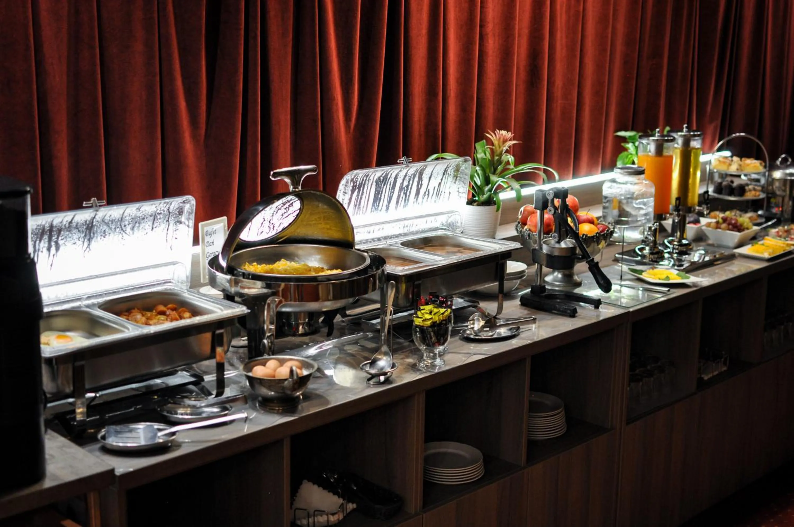 Food and drinks in Hotel Trzy Światy Spa & Wellness Rajska WySpa