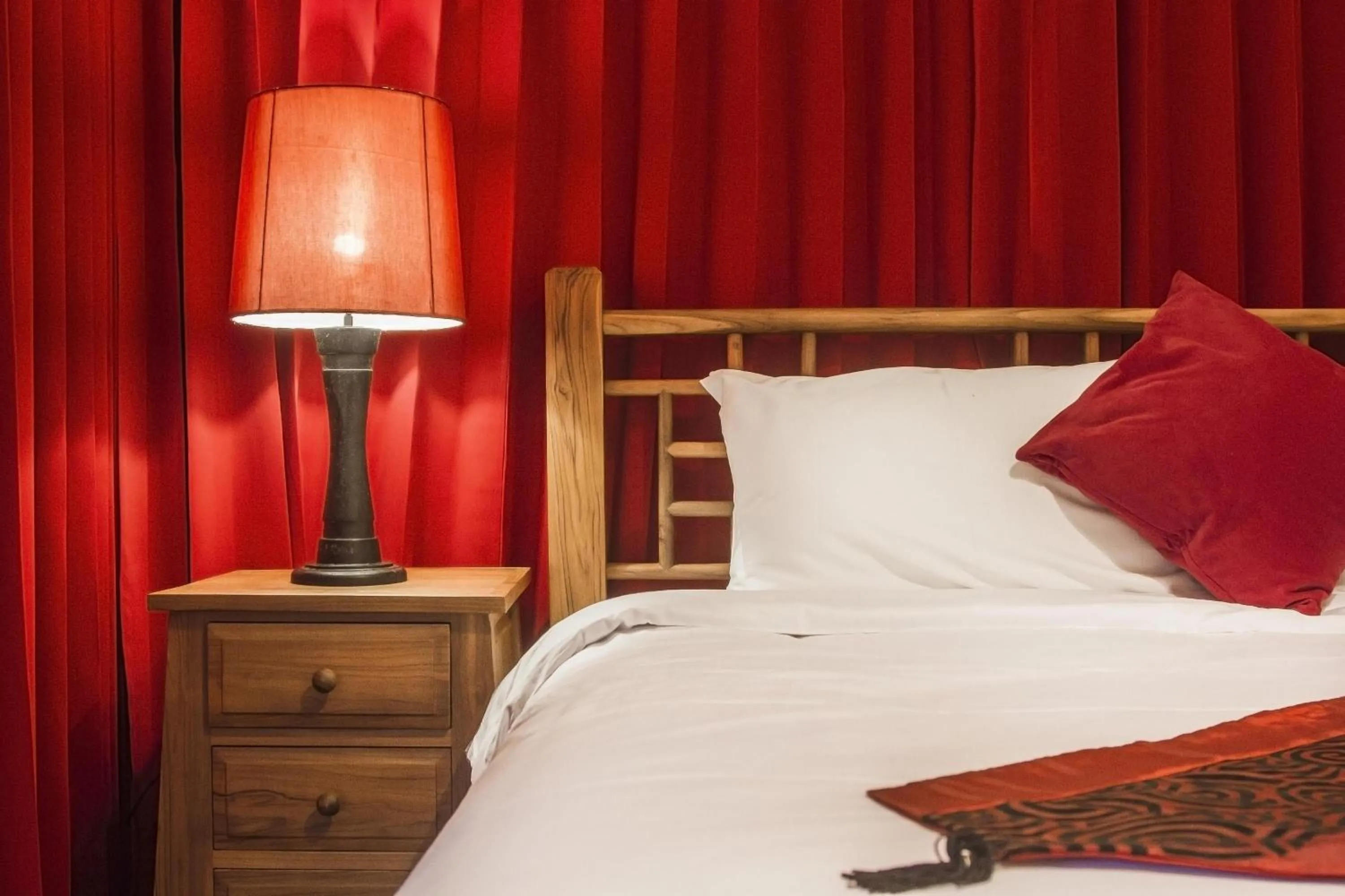 Decorative detail, Bed in Boujis Boutique Resort