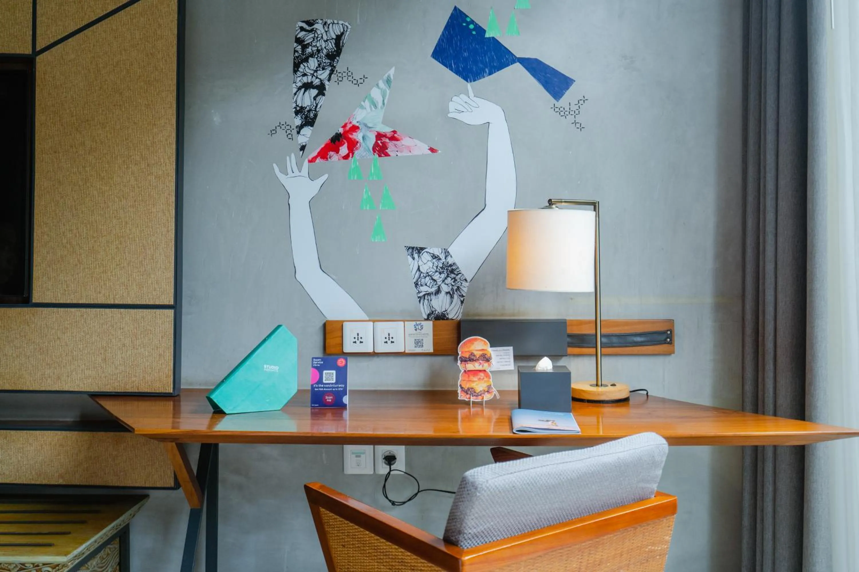 hair dresser in ARTOTEL Sanur Bali