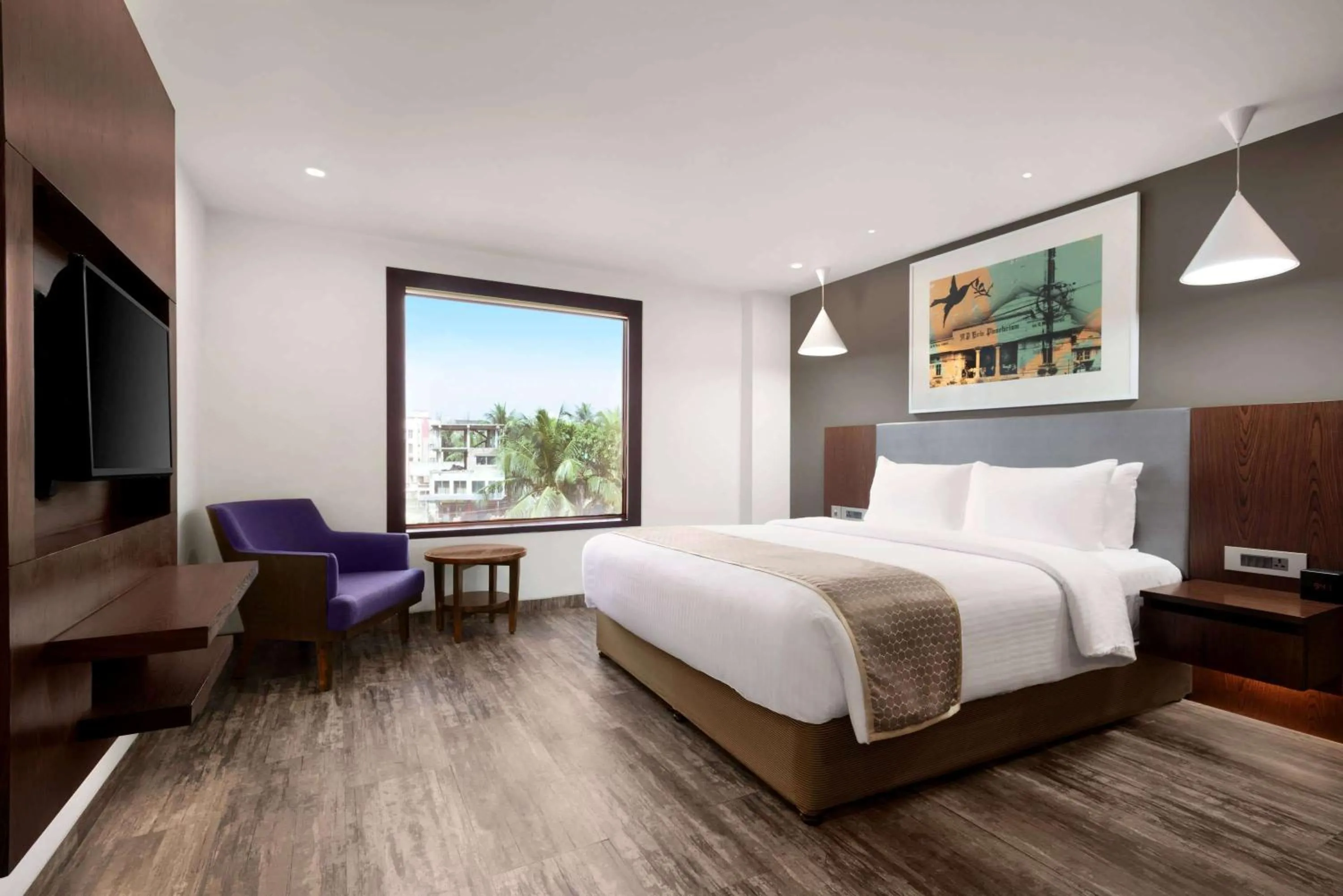 Photo of the whole room, Bed in Howard Johnson by Wyndham, Kolkata Airport