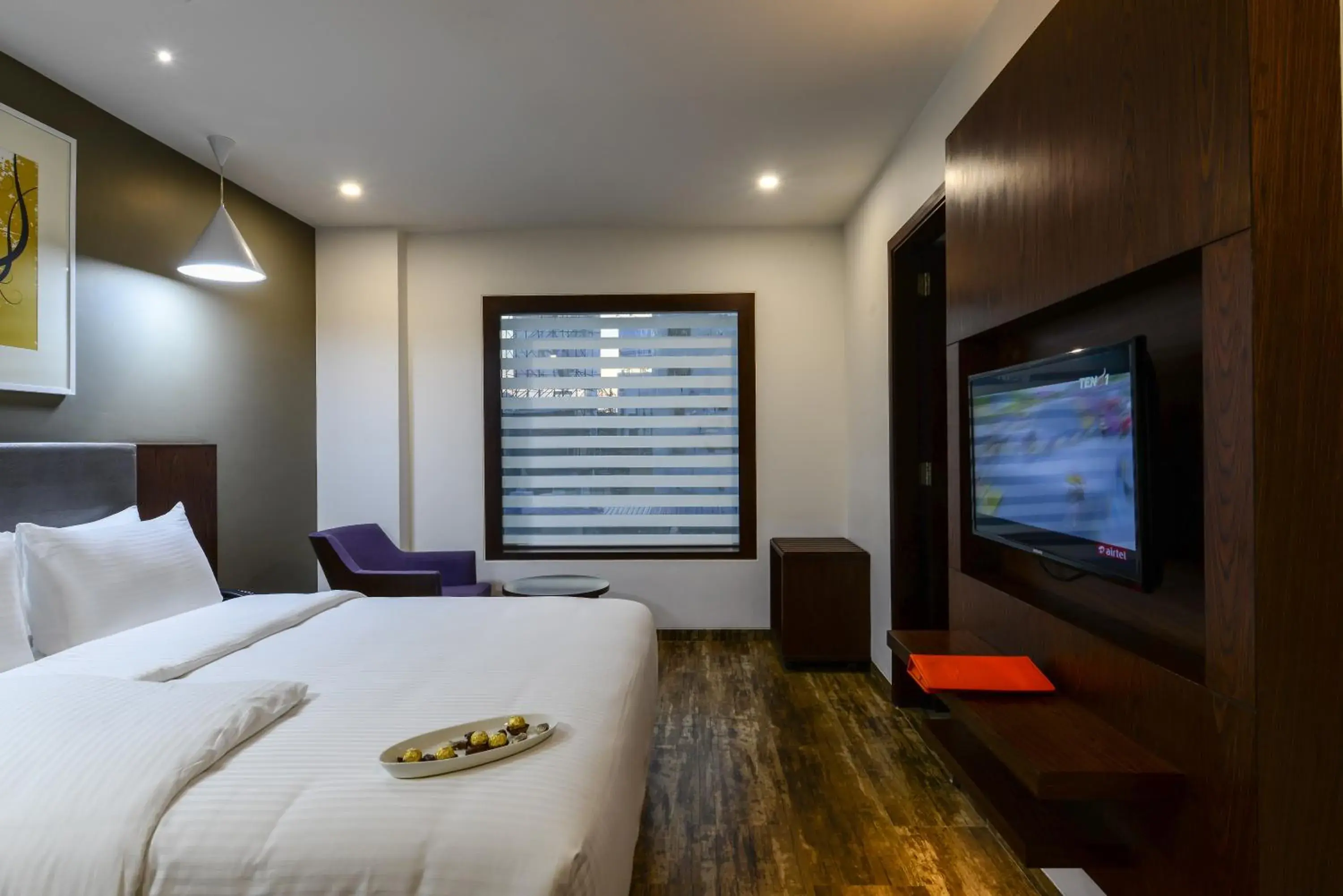 Bedroom, Bed in Howard Johnson by Wyndham, Kolkata Airport Bedroom, Bed in Howard Johnson by Wyndham, Kolkata Airport