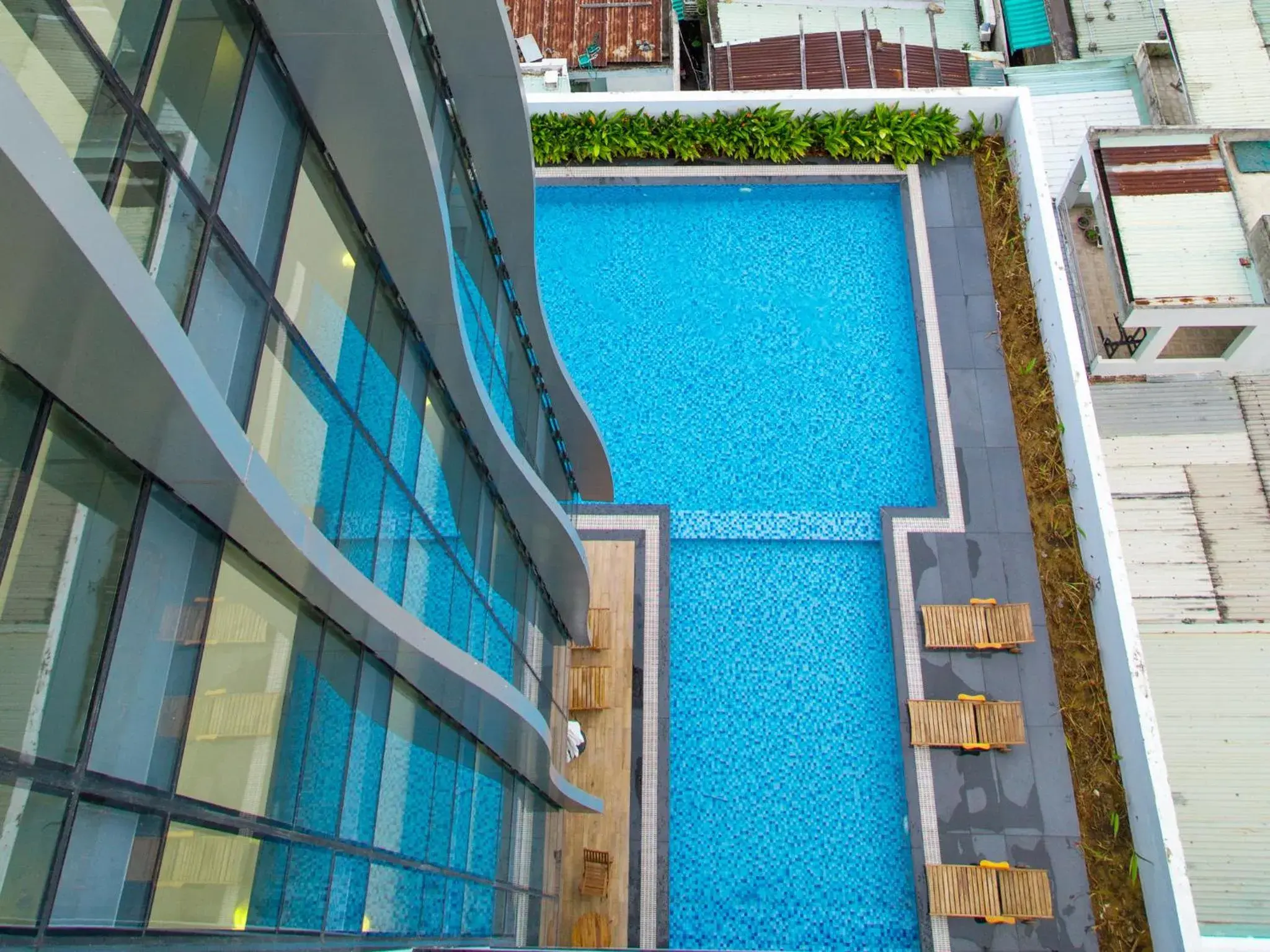 Pool view in Da Nang Han River Hotel Pool view in Da Nang Han River Hotel