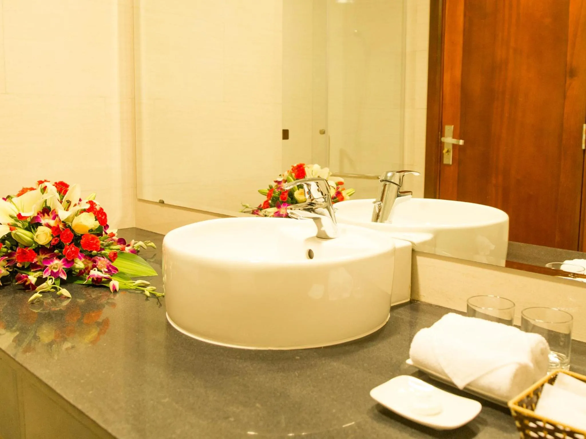 Bathroom in Da Nang Han River Hotel