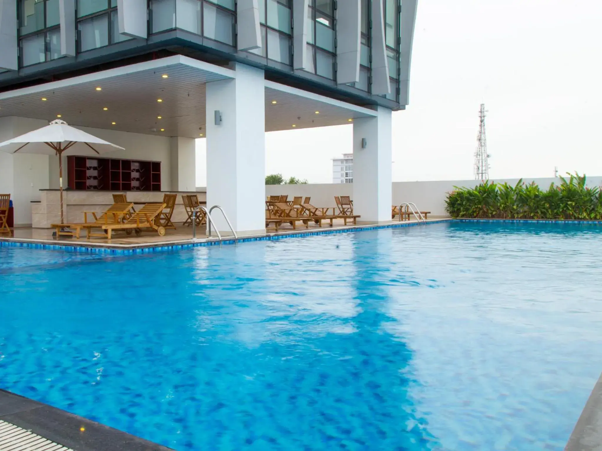 Swimming pool in Da Nang Han River Hotel Swimming pool in Da Nang Han River Hotel