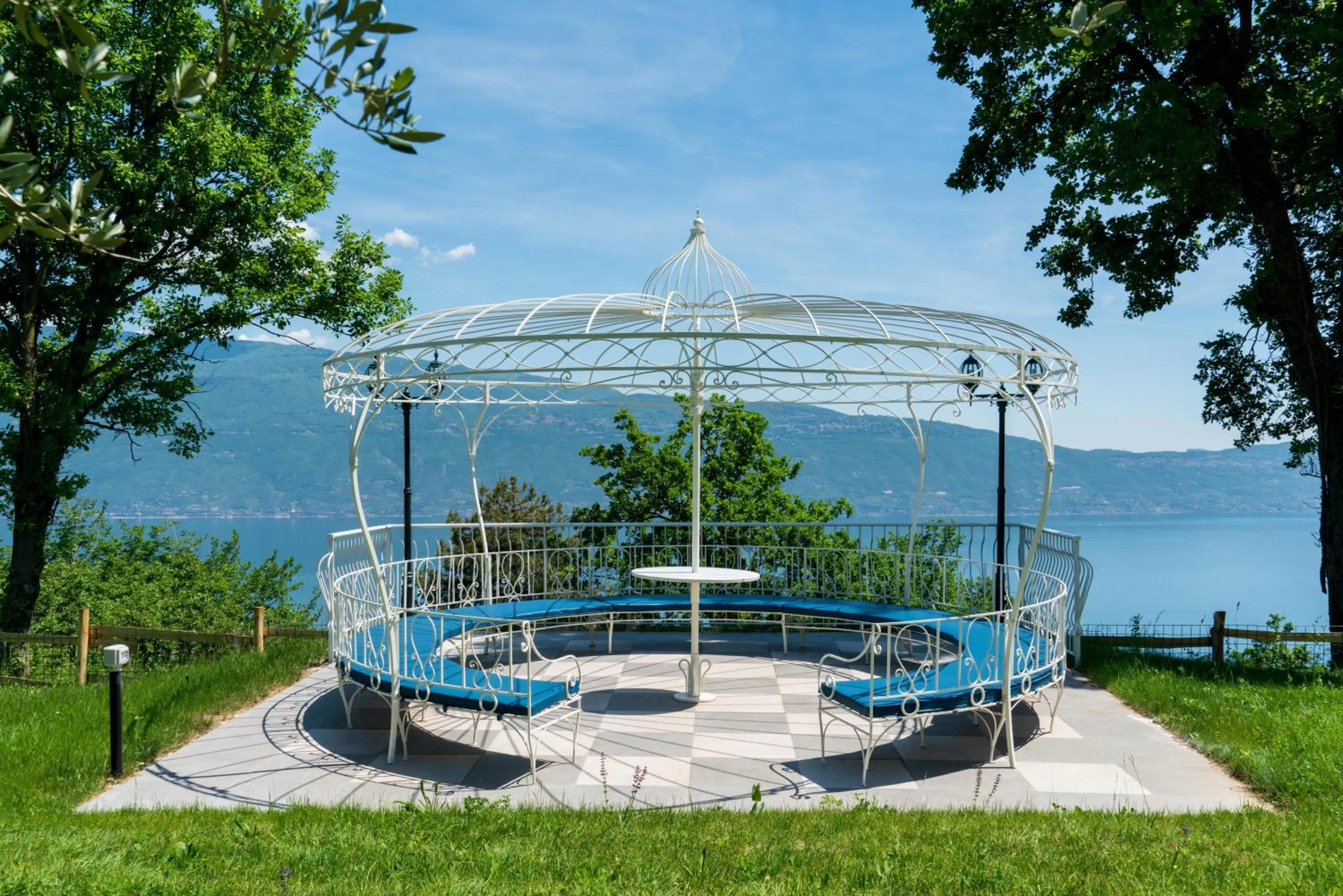 Garden in Boutique Hotel Villa Sostaga