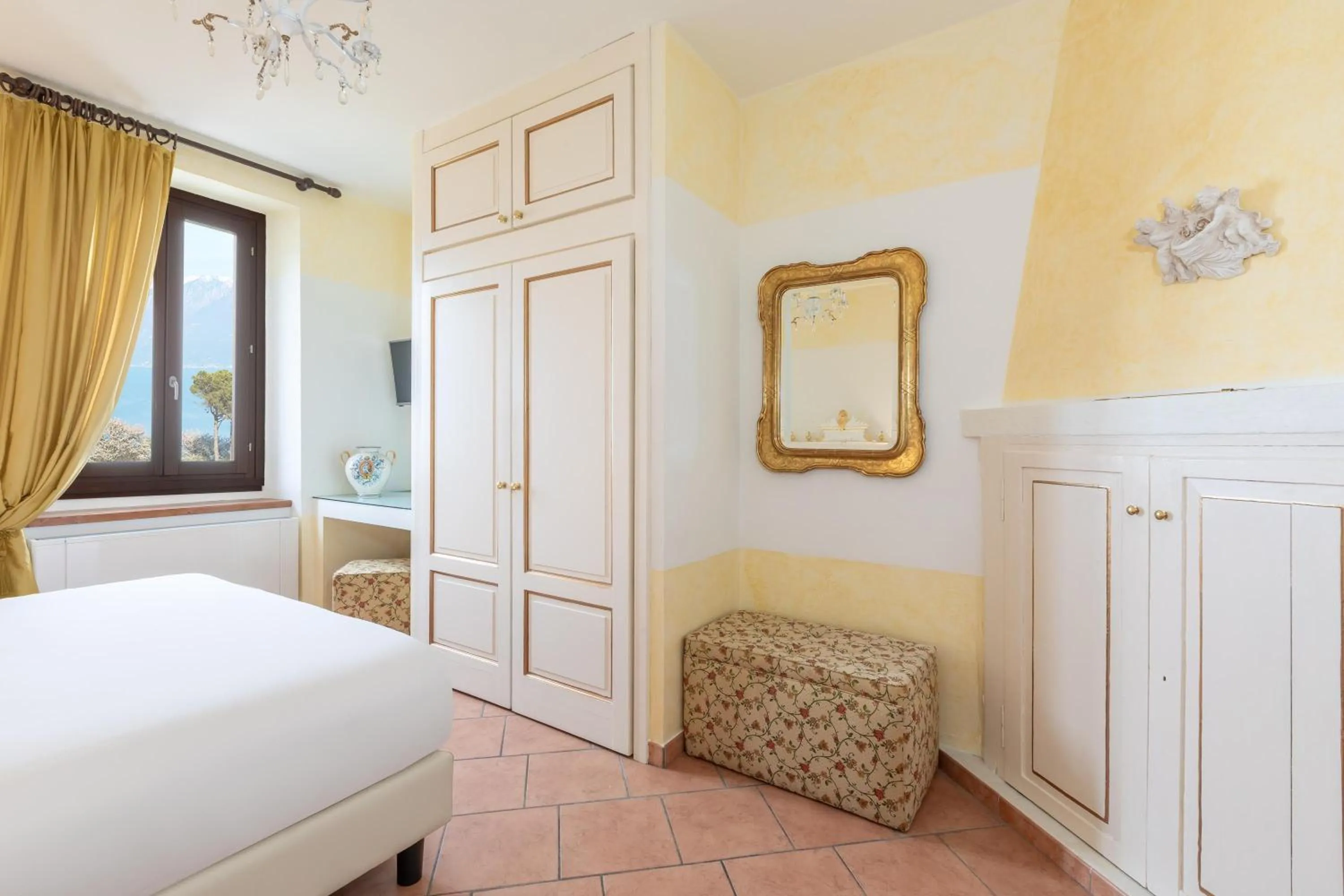 Photo of the whole room, Bed in Boutique Hotel Villa Sostaga