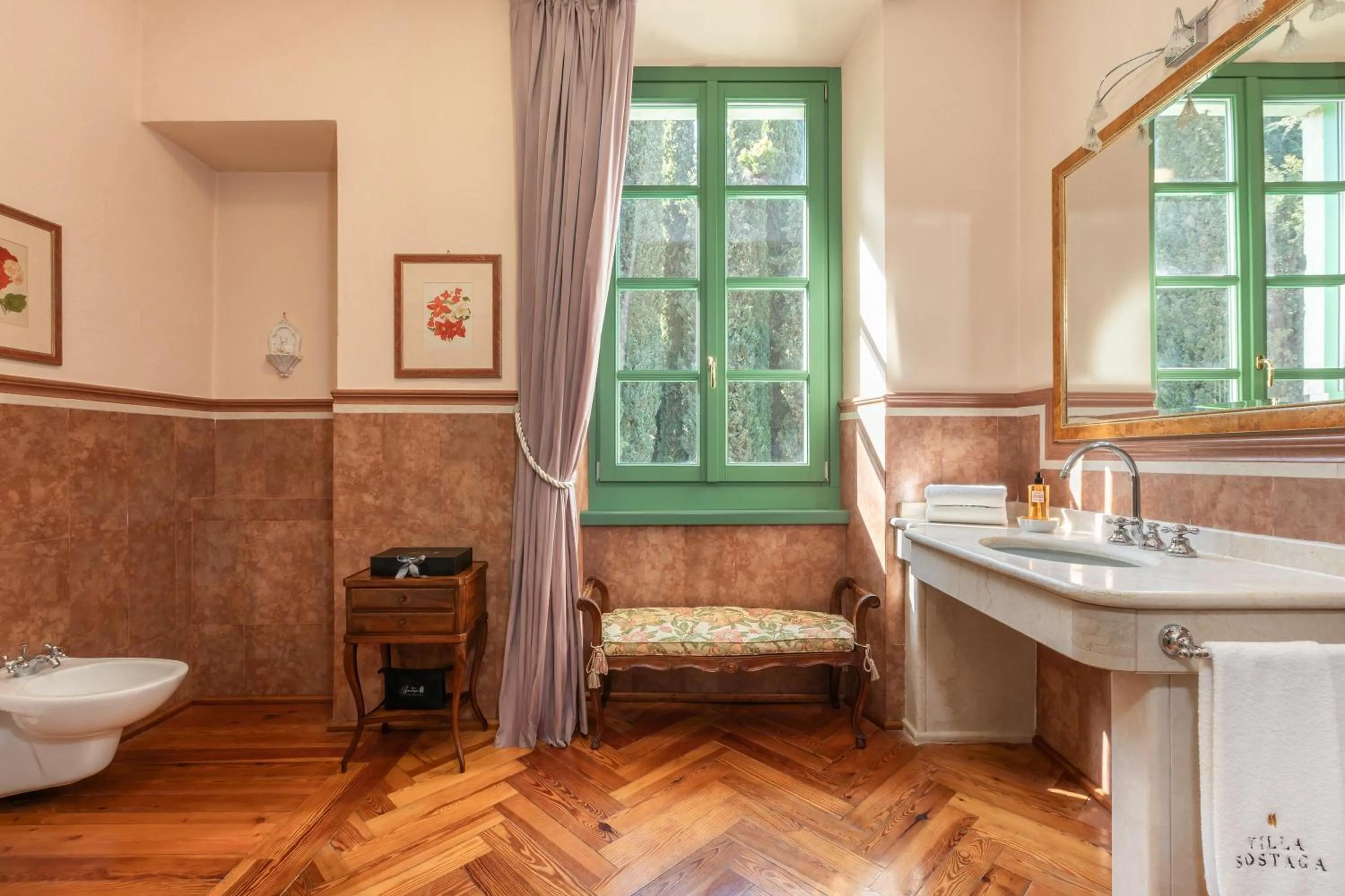 Bathroom in Boutique Hotel Villa Sostaga