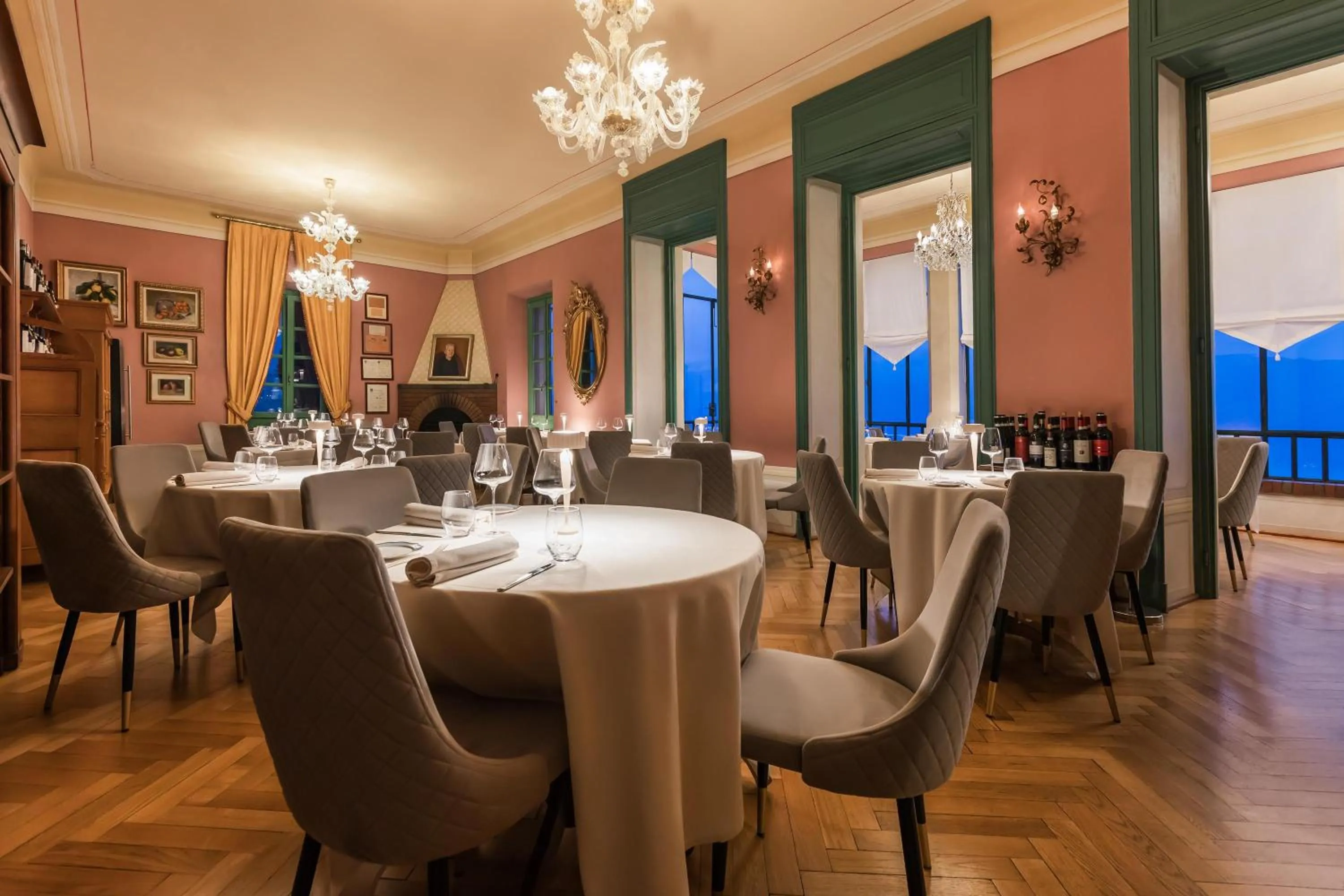 Restaurant/places to eat in Boutique Hotel Villa Sostaga