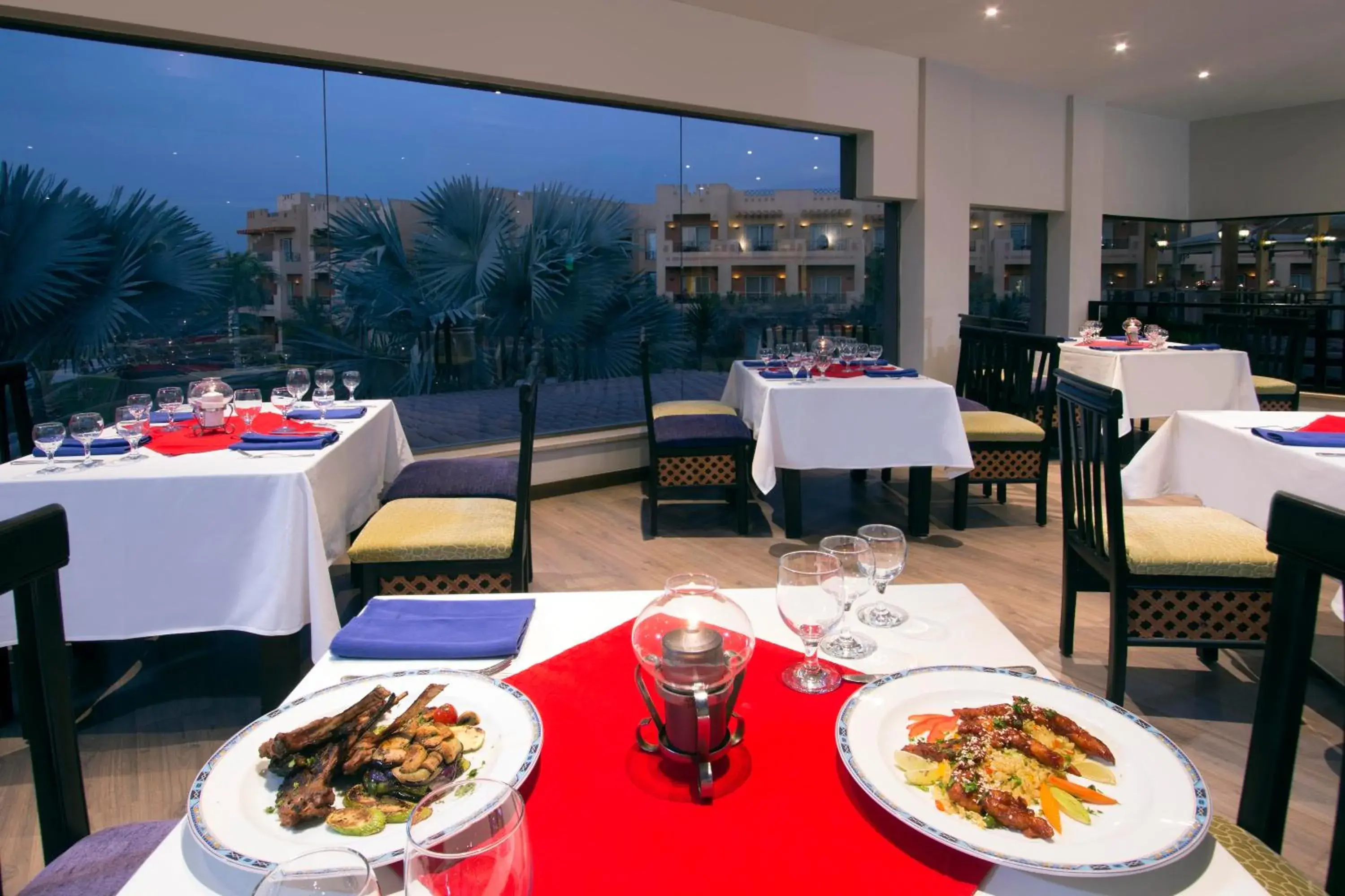 Food and drinks in Swiss Inn Pyramids Golf Resort Food and drinks in Swiss Inn Pyramids Golf Resort