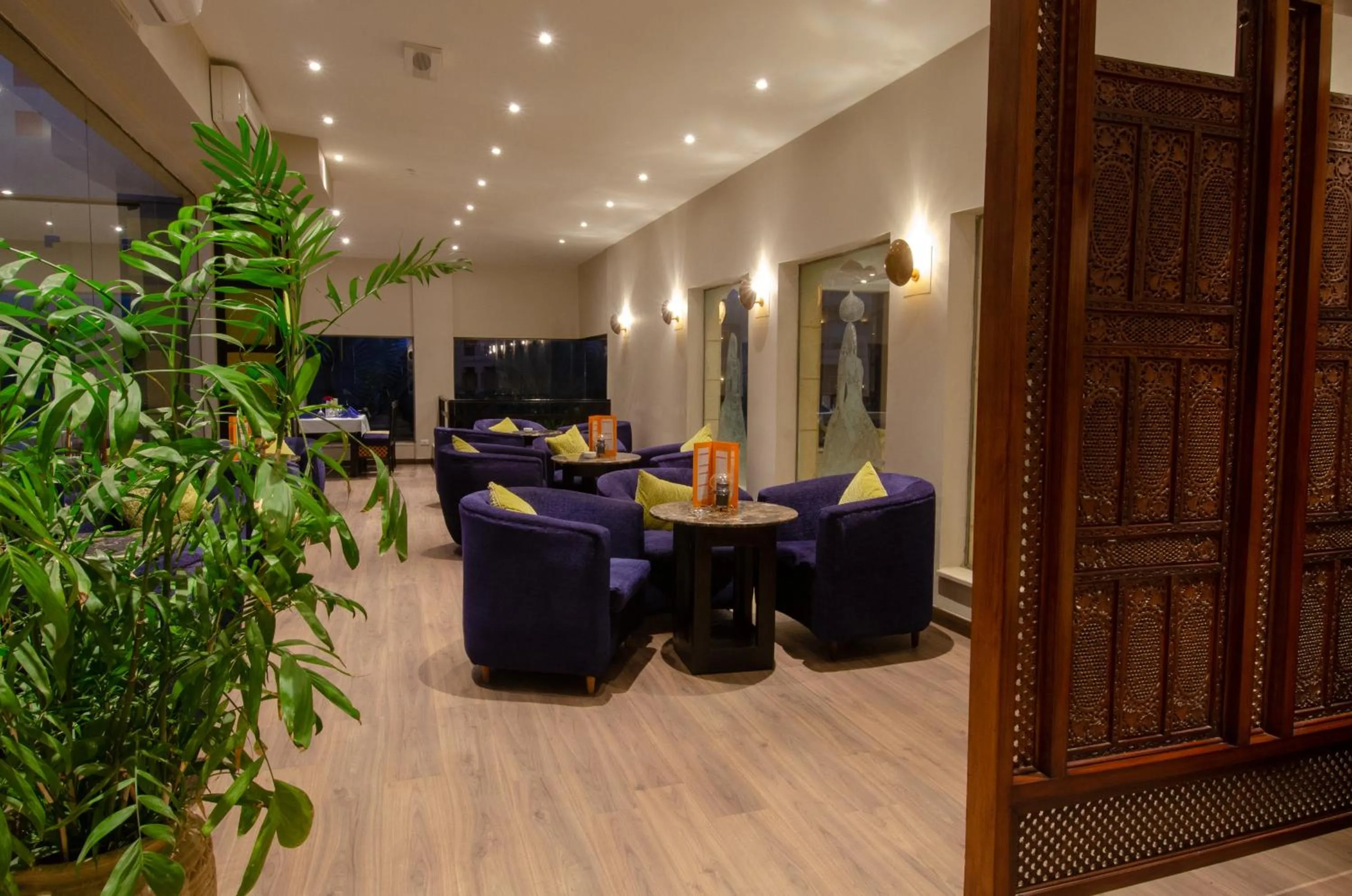 Lounge or bar in Swiss Inn Pyramids Golf Resort